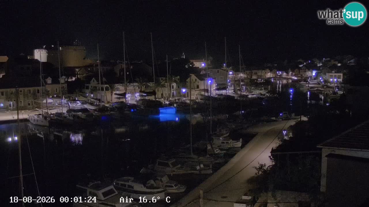 Kamera Hvar Vrboska marina | | Dalmacija