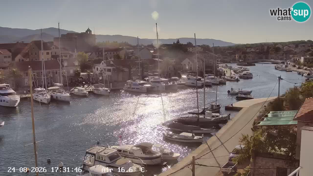 Camera Hvar Vrboska marina | isla de Hvar | Dalmacia