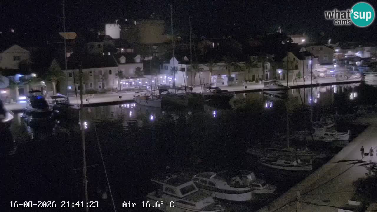 Camera Hvar Vrboska marina | isla de Hvar | Dalmacia