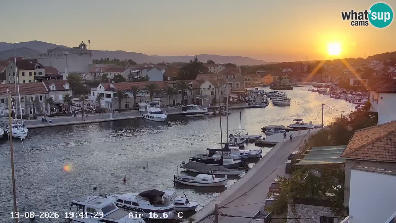 Kamera Hvar Vrboska marina | | Dalmacija