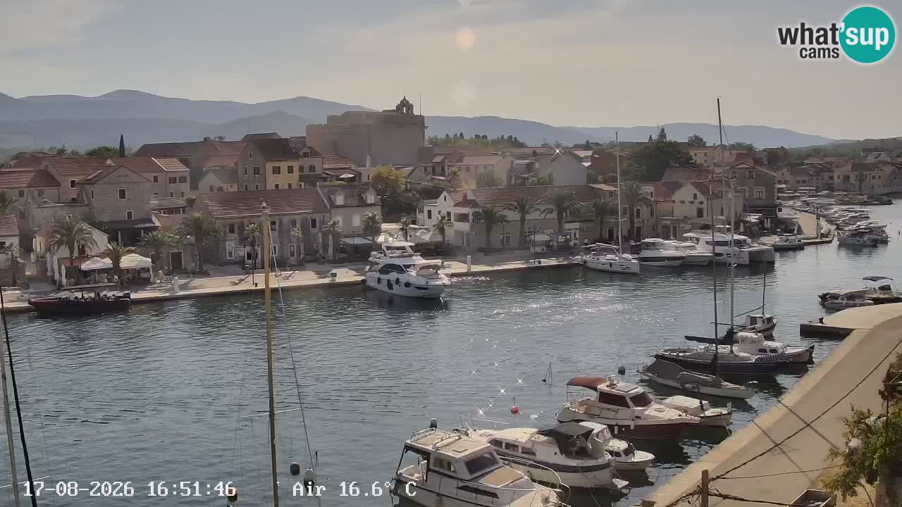 Kamera Hvar Vrboska marina | | Dalmacija