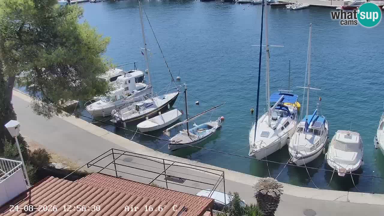 Livecam Vrboska marina | Hvar island | Dalmatia
