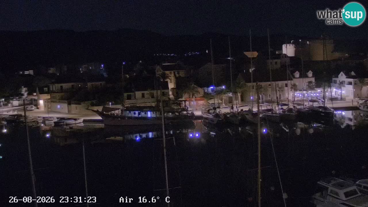 Camera Hvar Vrboska marina | isla de Hvar | Dalmacia