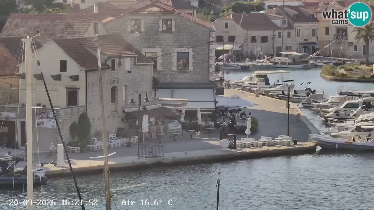 Livecam Vrboska marina | Hvar island | Dalmatia