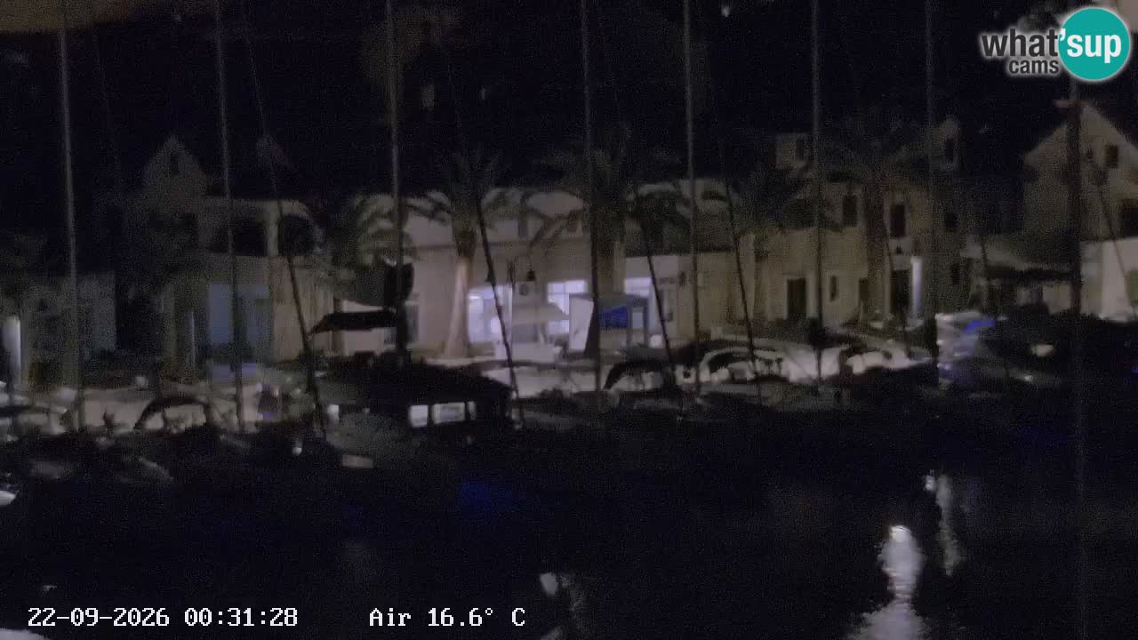 Livecam Vrboska marina | Hvar island | Dalmatia