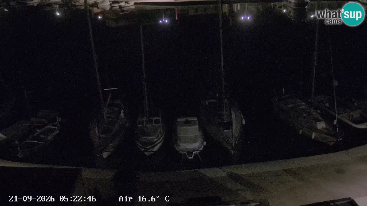 Camera Hvar Vrboska marina | isla de Hvar | Dalmacia