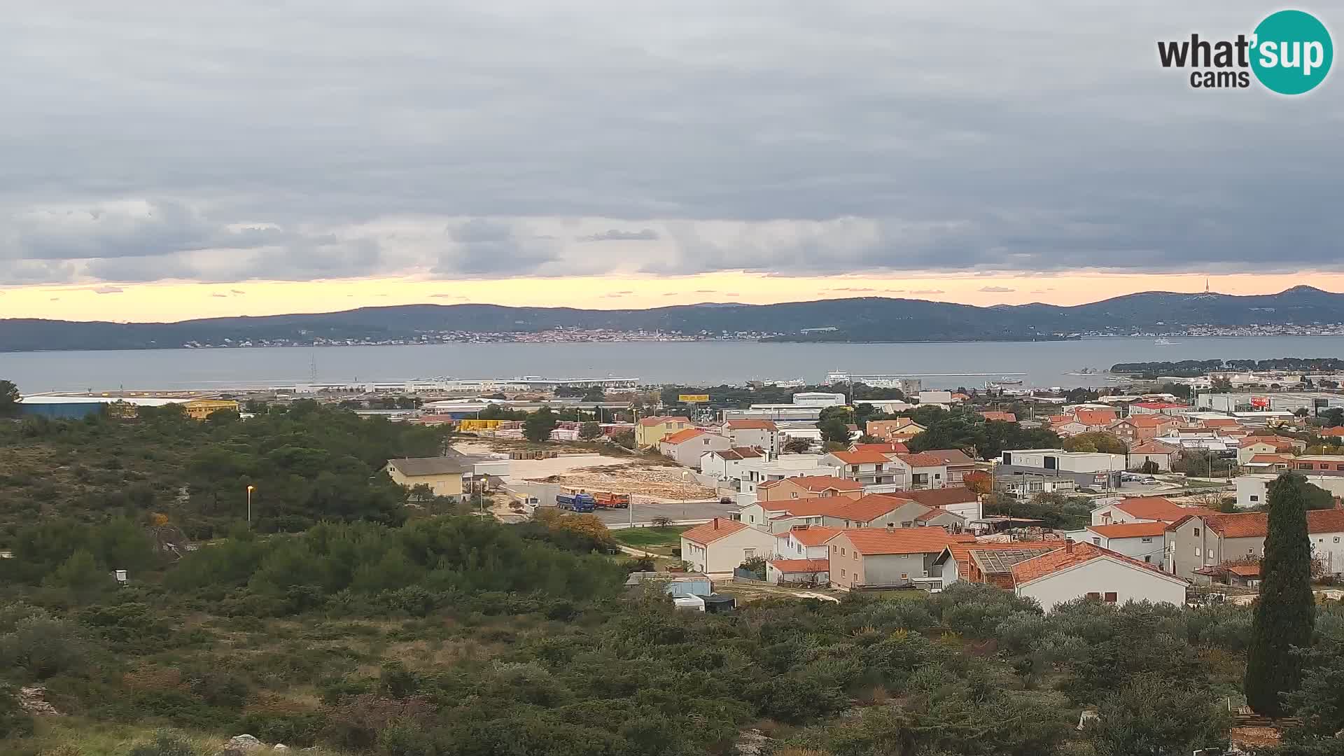 Zadar Pristanišče Gazenica s panoramsko spletno kamero, Zadar, Hrvaška