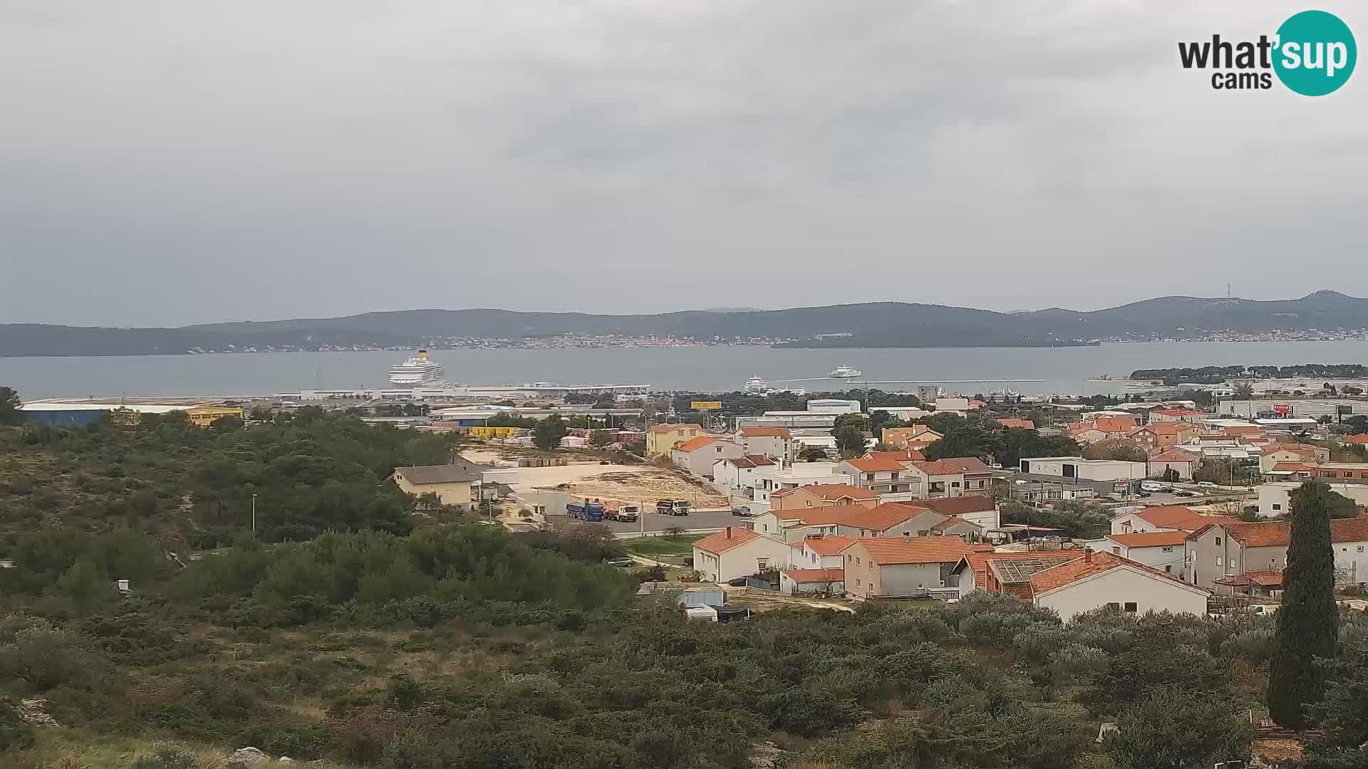 Zadar Pristanišče Gazenica s panoramsko spletno kamero, Zadar, Hrvaška