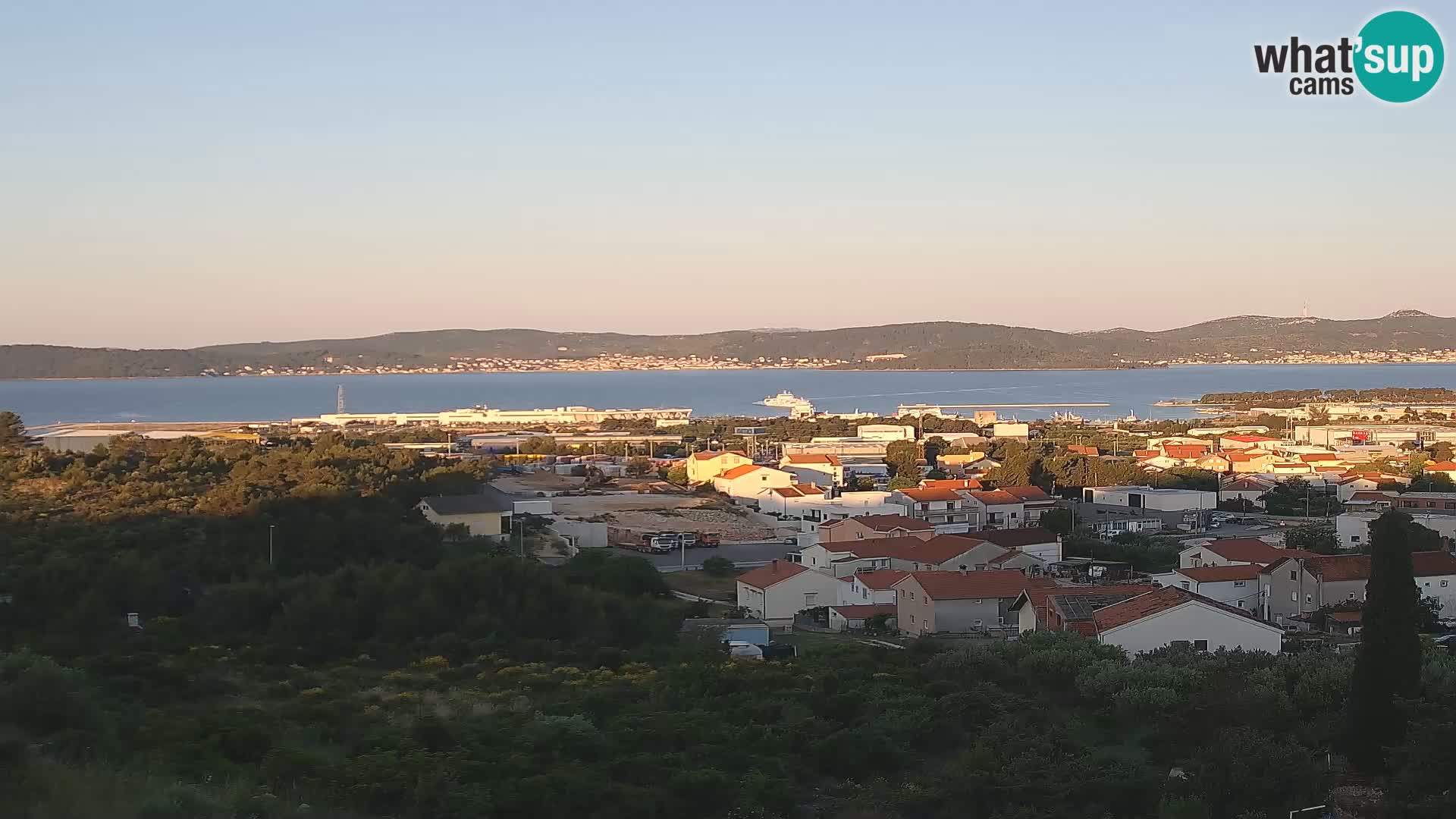 Zadar Pristanišče Gazenica s panoramsko spletno kamero, Zadar, Hrvaška