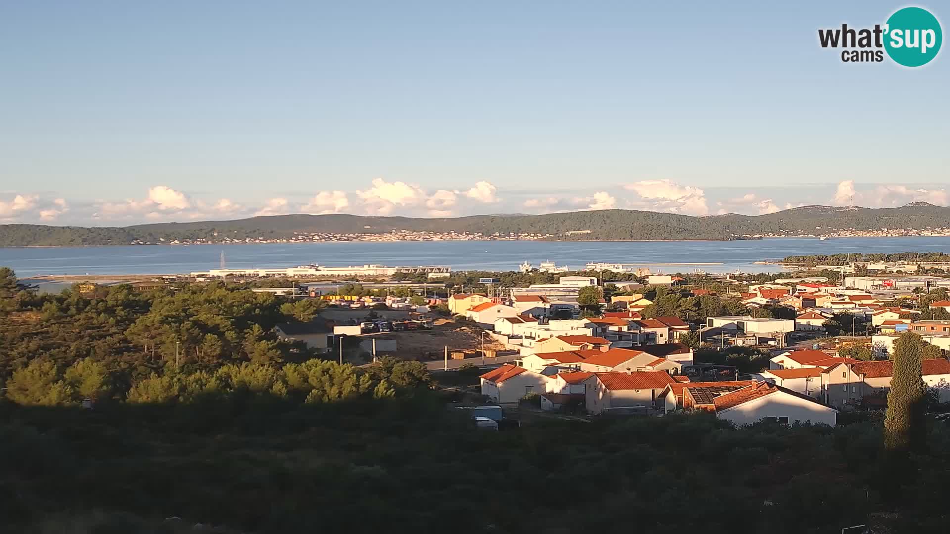 Zadar Pristanišče Gazenica s panoramsko spletno kamero, Zadar, Hrvaška