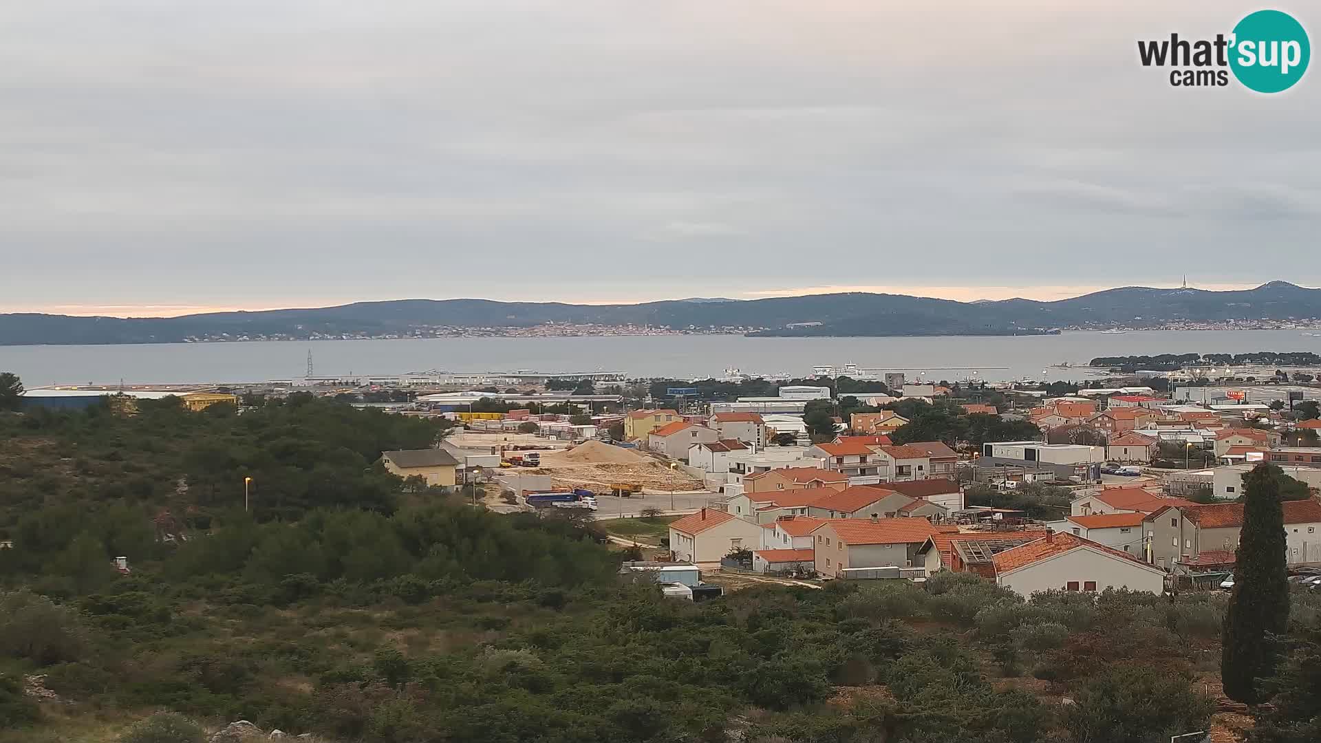 Zadar Pristanišče Gazenica s panoramsko spletno kamero, Zadar, Hrvaška