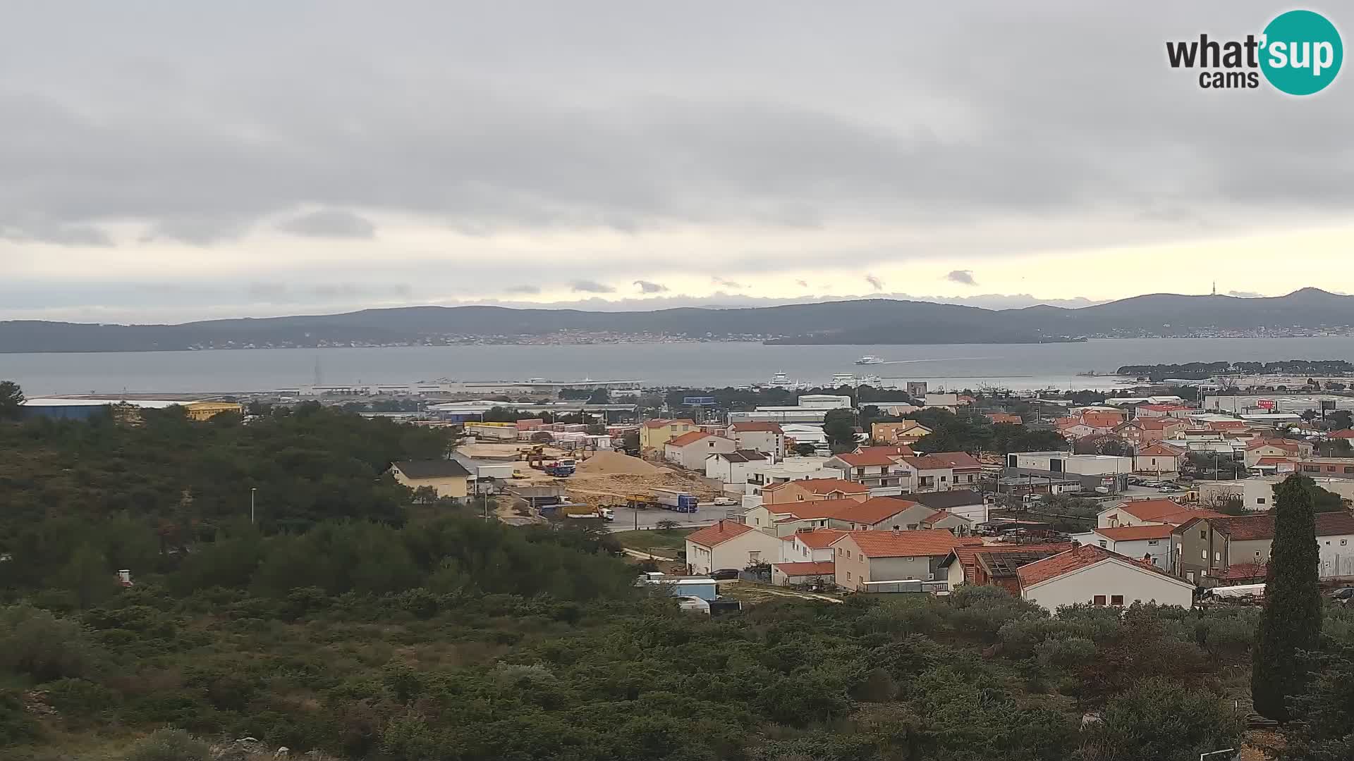 Zadar Pristanišče Gazenica s panoramsko spletno kamero, Zadar, Hrvaška