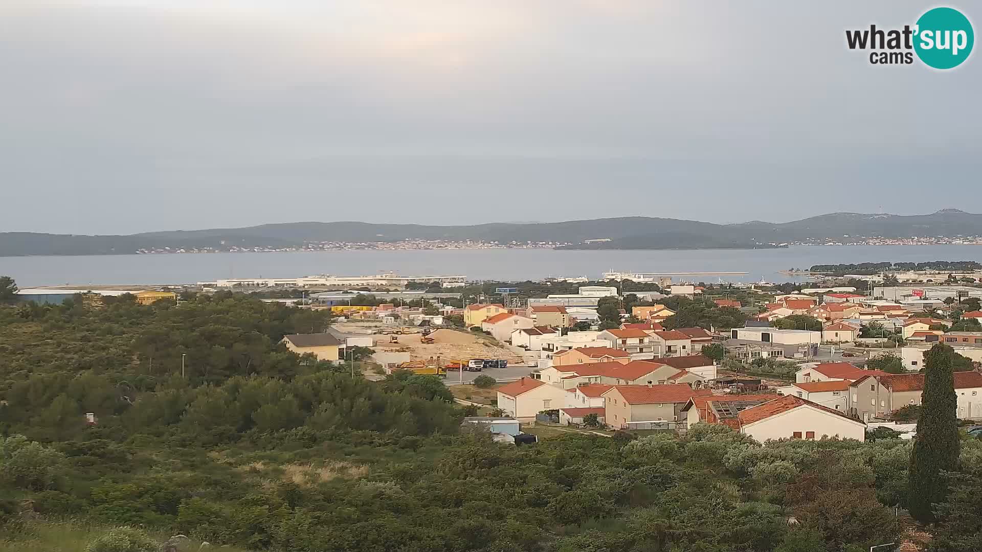 Zadar Pristanišče Gazenica s panoramsko spletno kamero, Zadar, Hrvaška