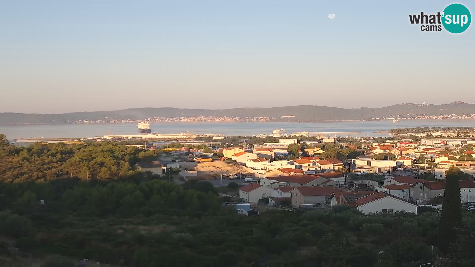 Zadar Pristanišče Gazenica s panoramsko spletno kamero, Zadar, Hrvaška