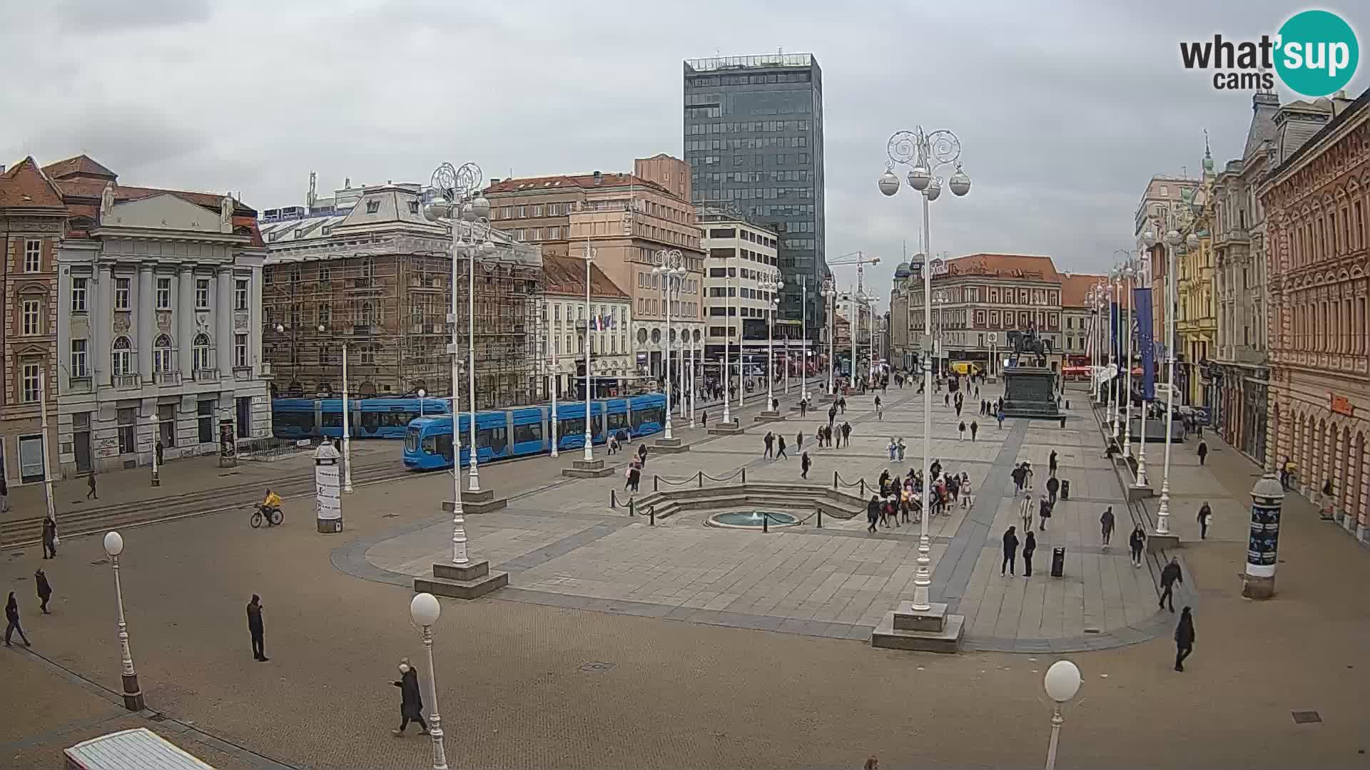 Zagreb spletna kamera trg Bana Jelačića