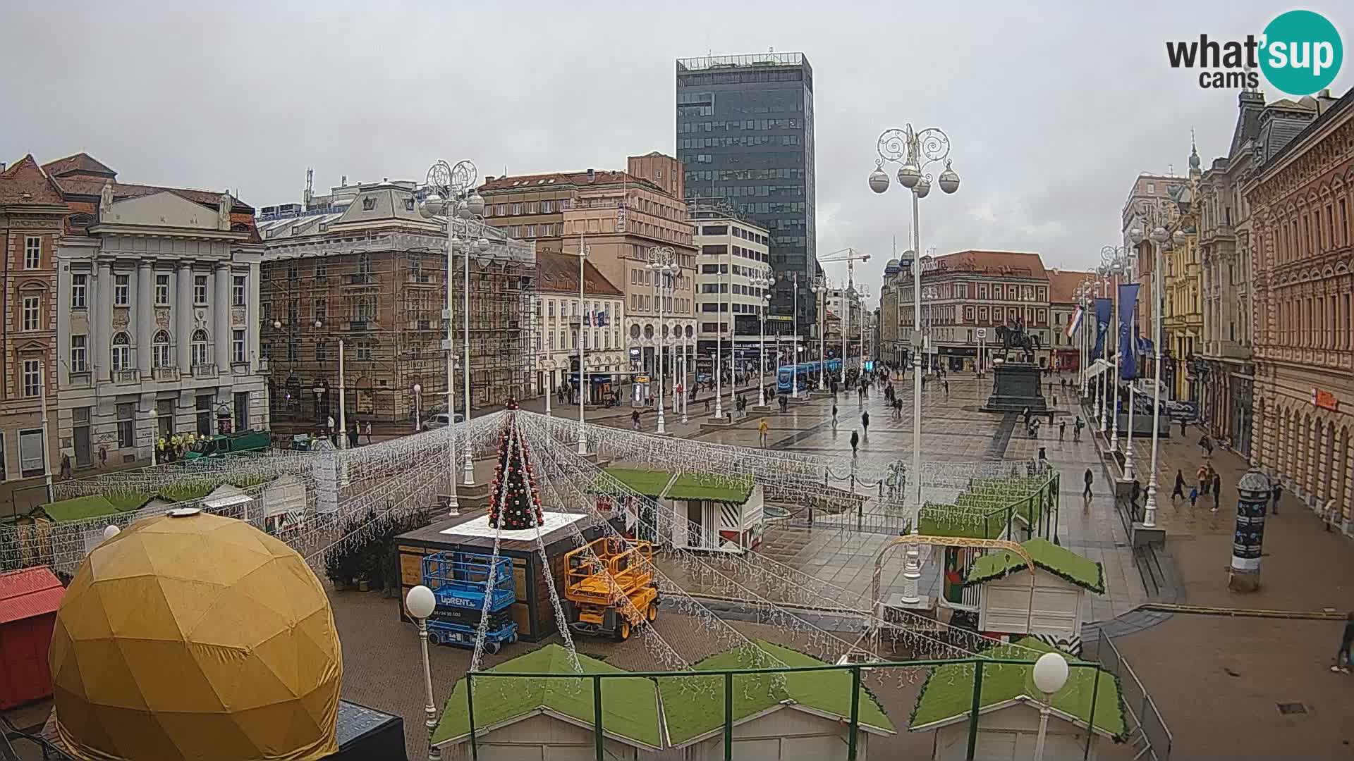 Zagreb spletna kamera trg Bana Jelačića