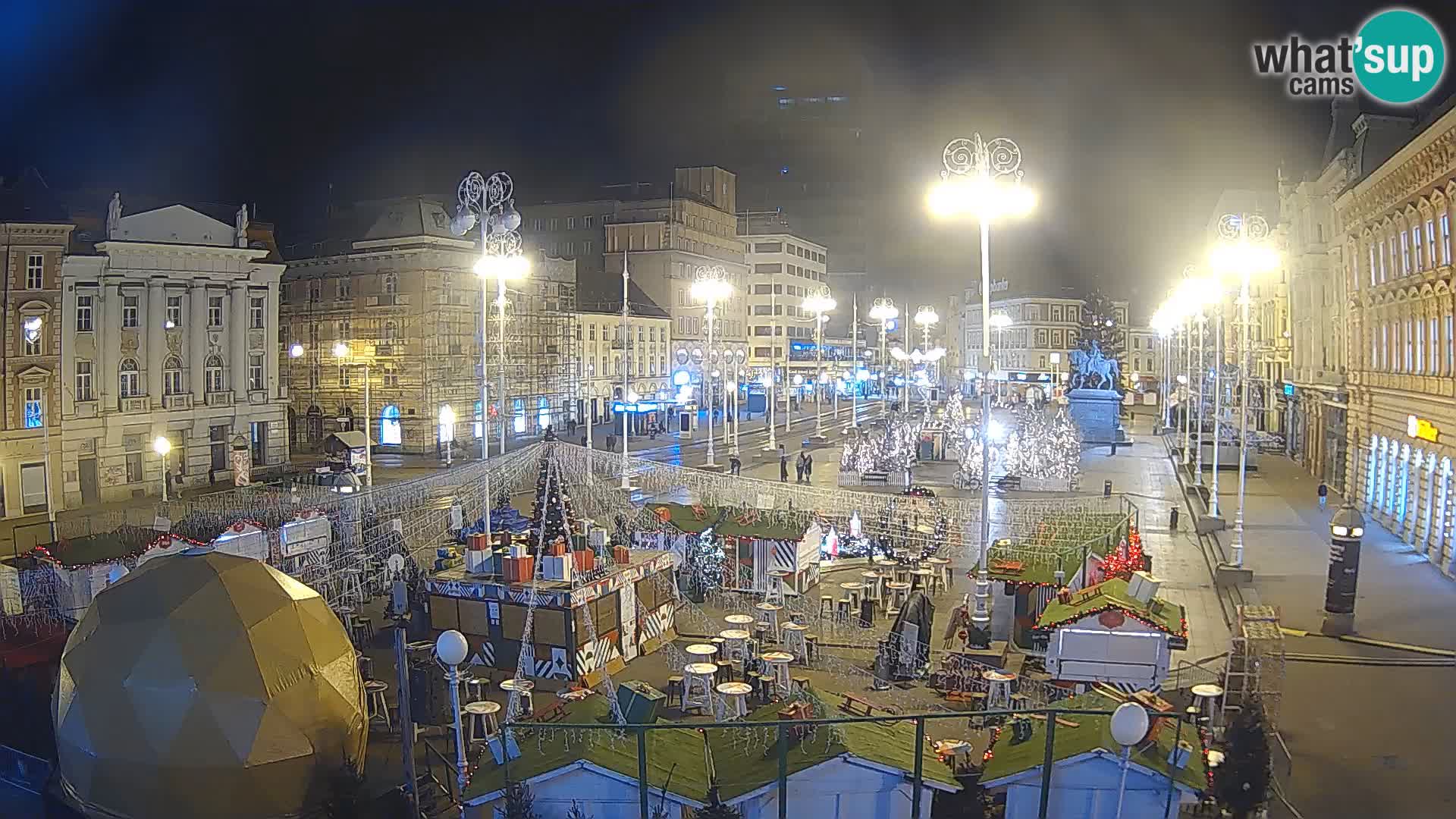 Zagreb Live Webcam – Bana Jelačić square