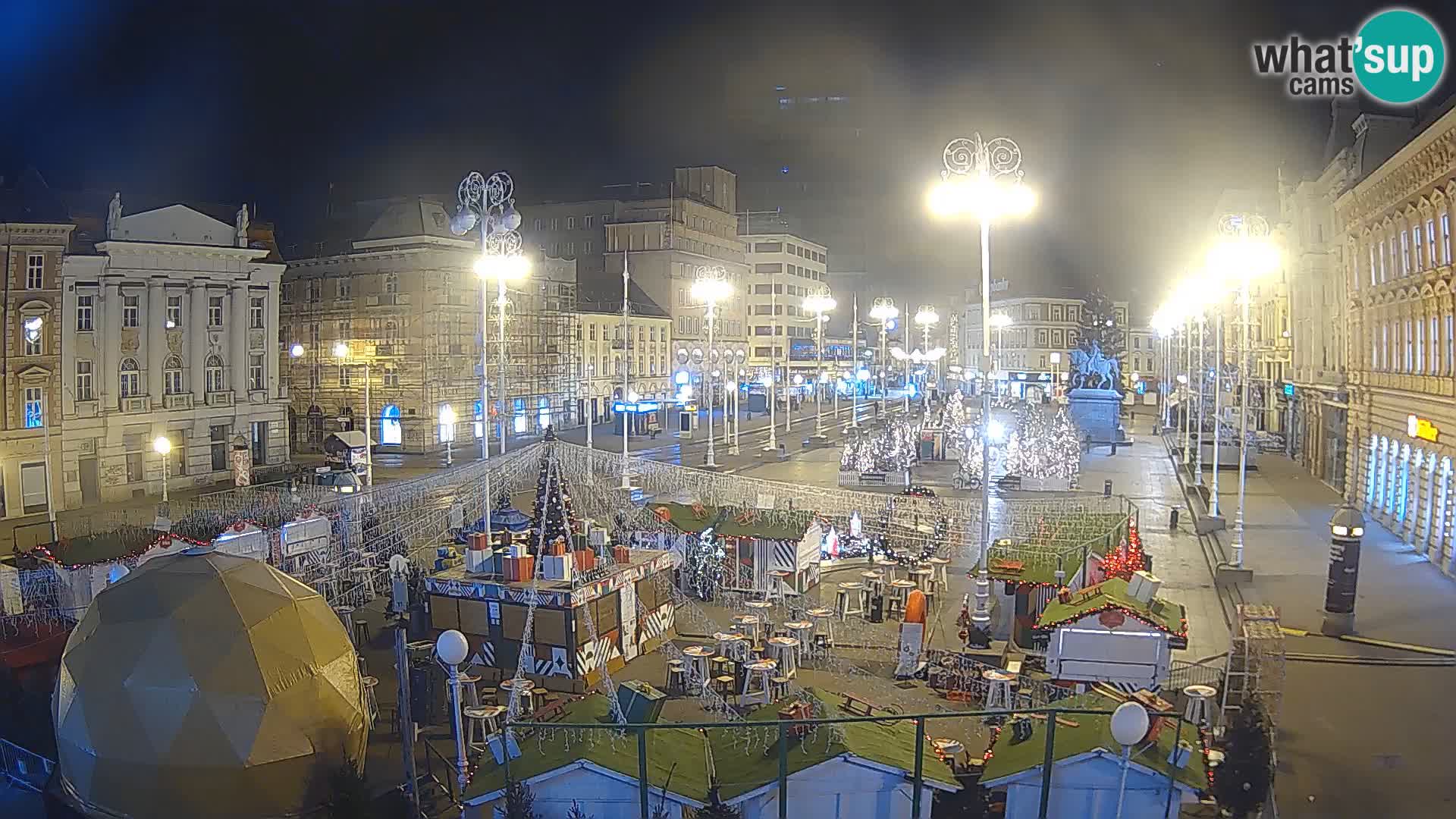 Zagreb Live Webcam – Bana Jelačić square