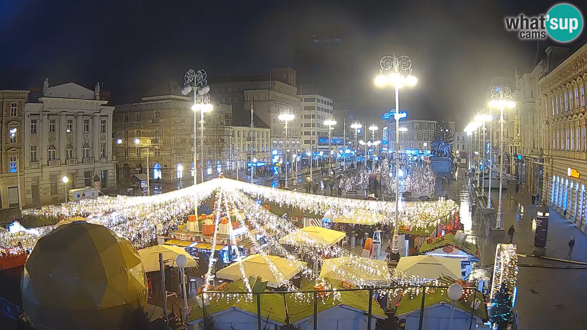 Zagreb spletna kamera trg Bana Jelačića