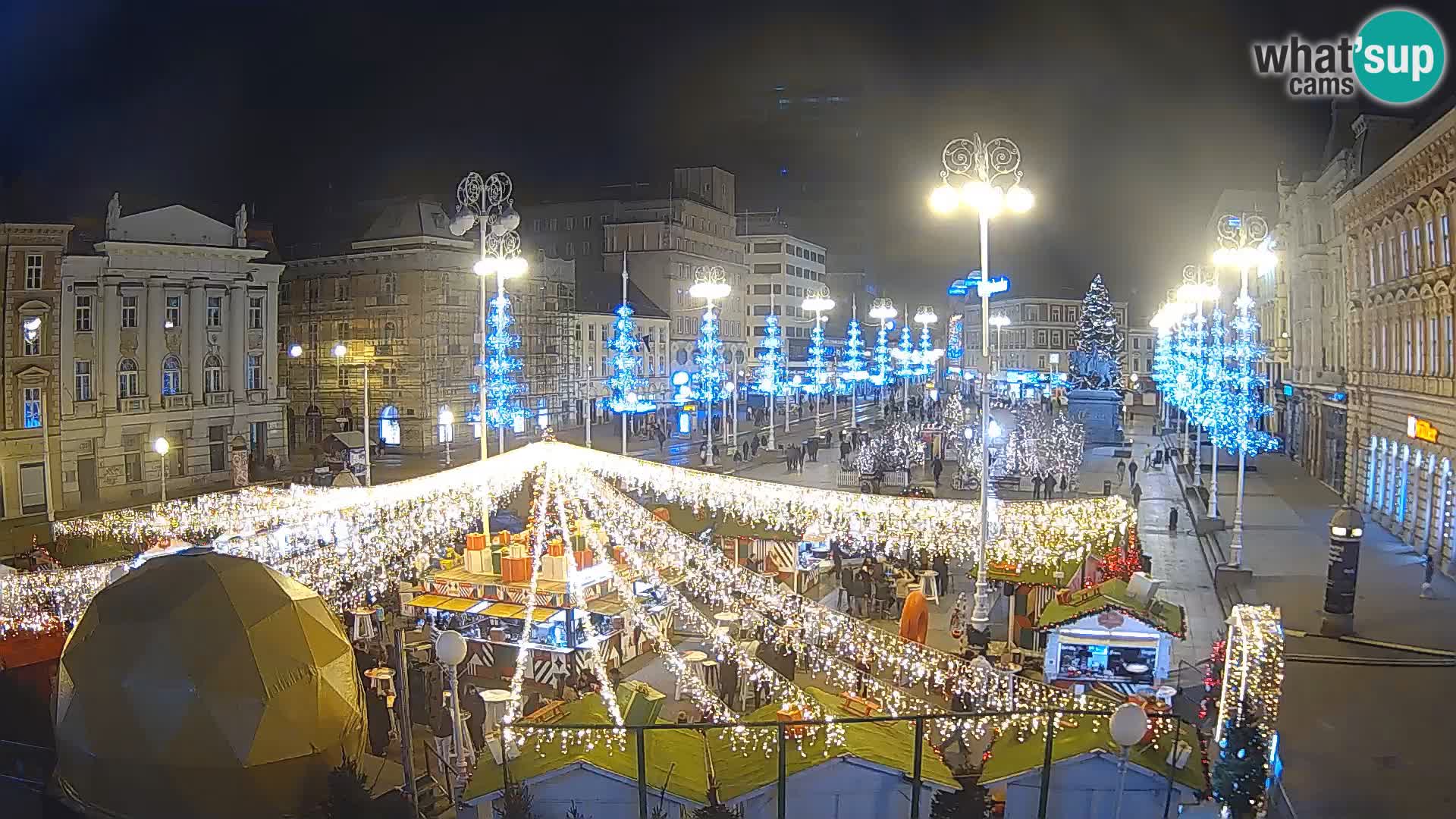 Zagreb Live Webcam – Bana Jelačić square