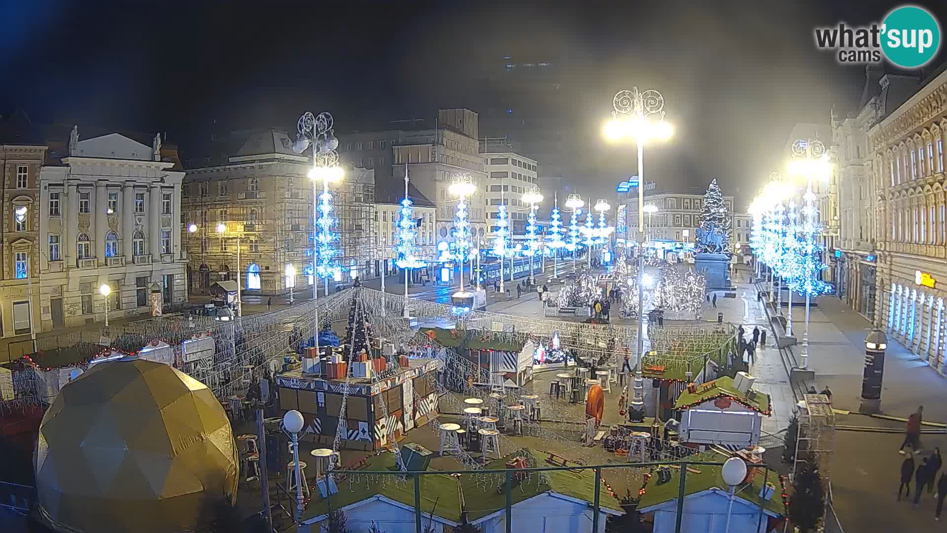 Zagreb Live Webcam – Bana Jelačić square