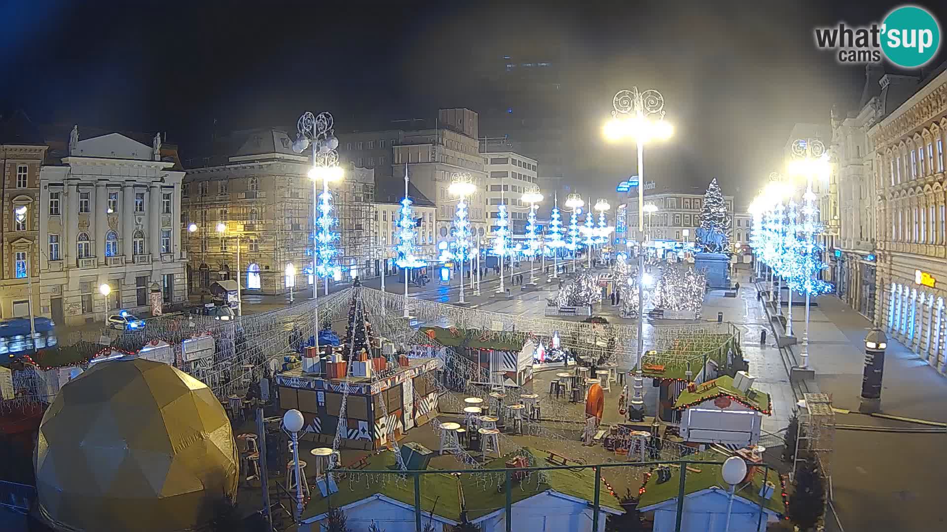 Zagreb Live Webcam – Bana Jelačić square