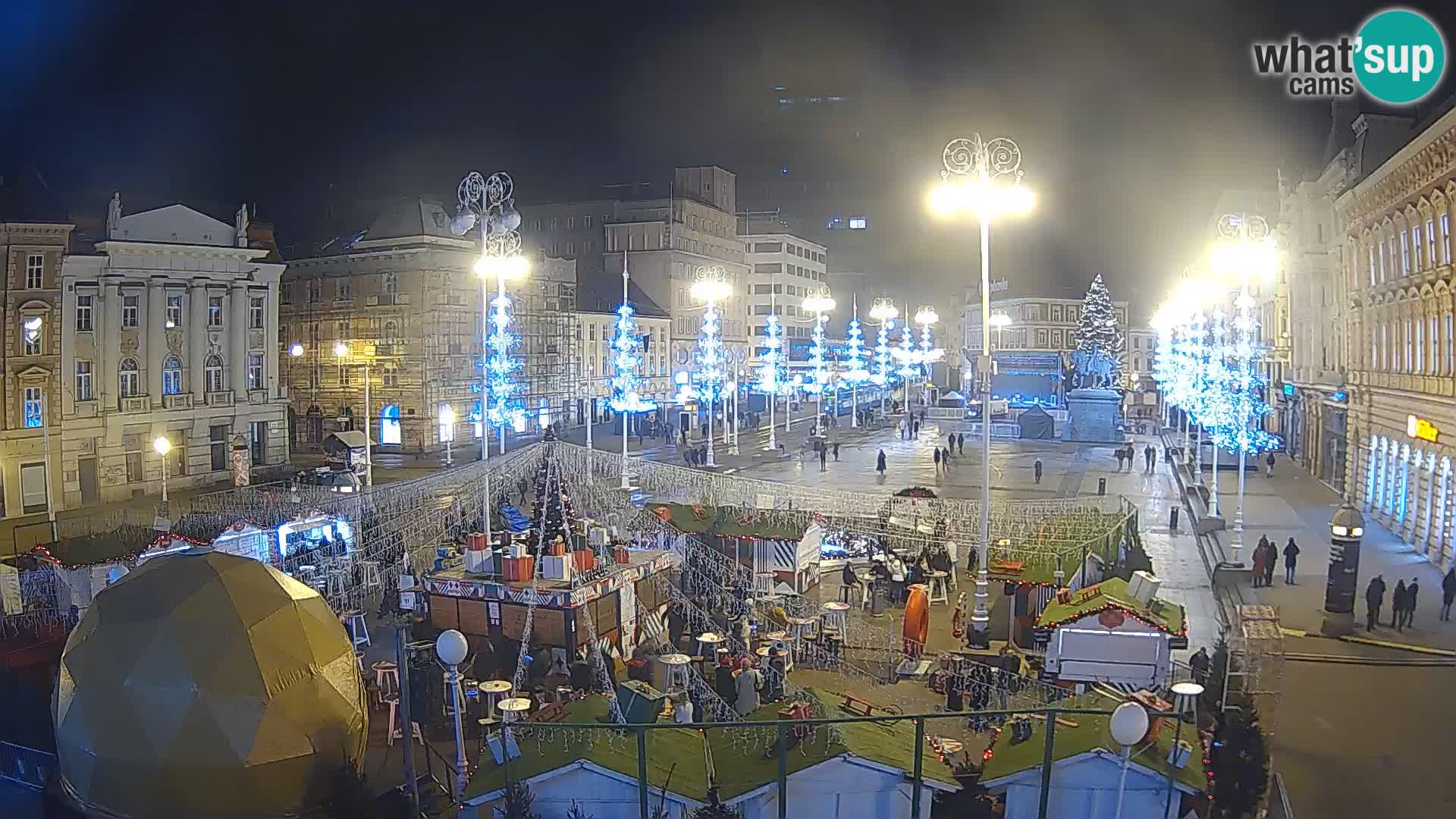 Zagreb Live Webcam – Bana Jelačić square