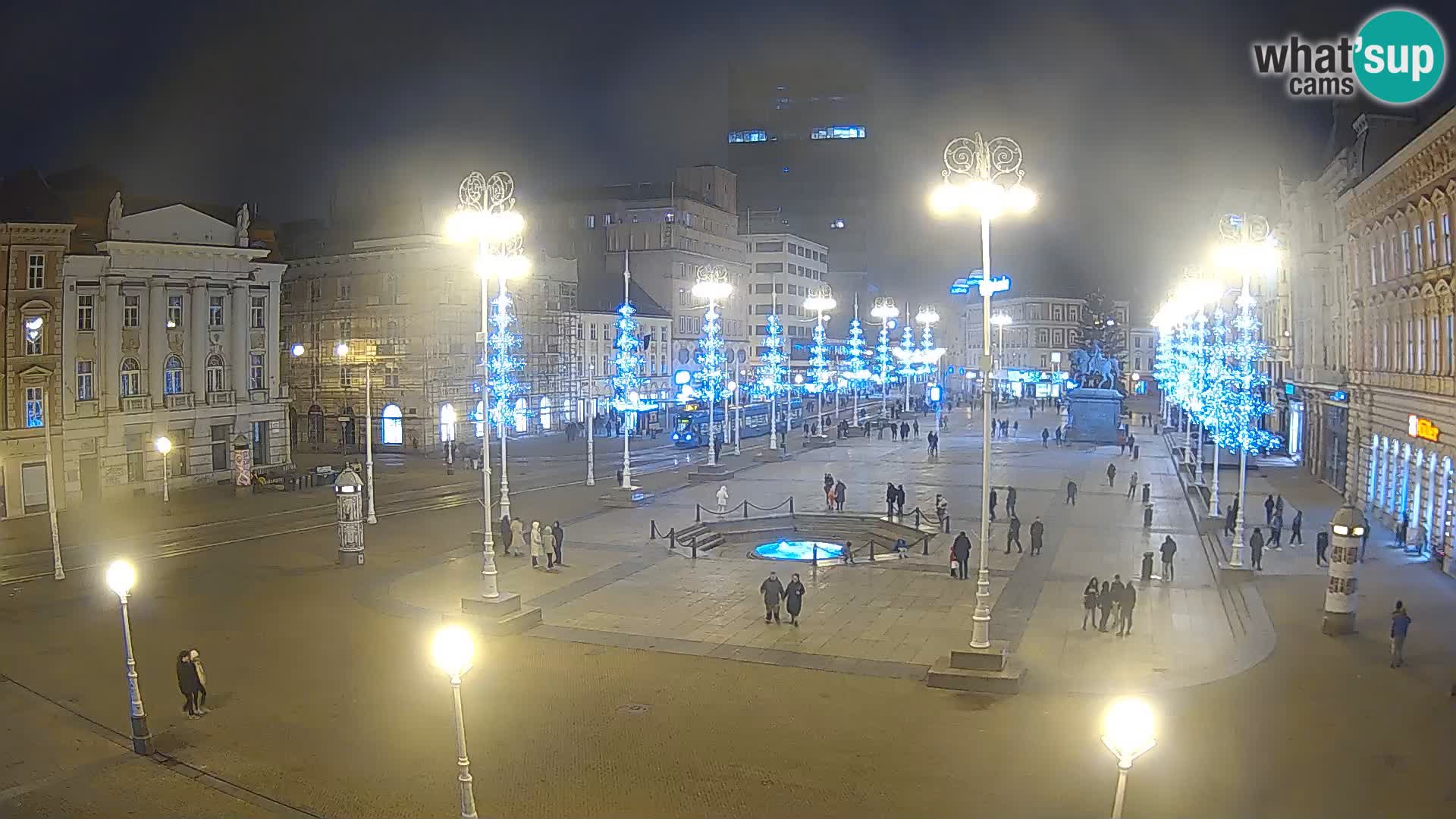 Zagreb Live Webcam – Bana Jelačić square