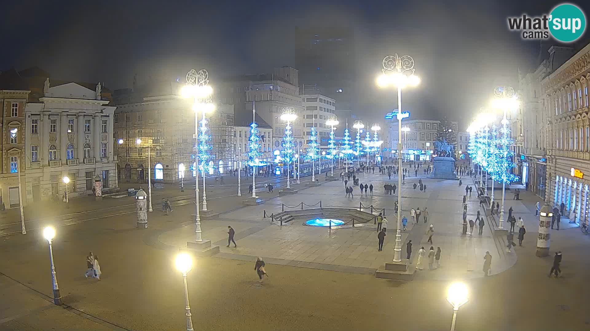 Zagreb Live Webcam – Bana Jelačić square