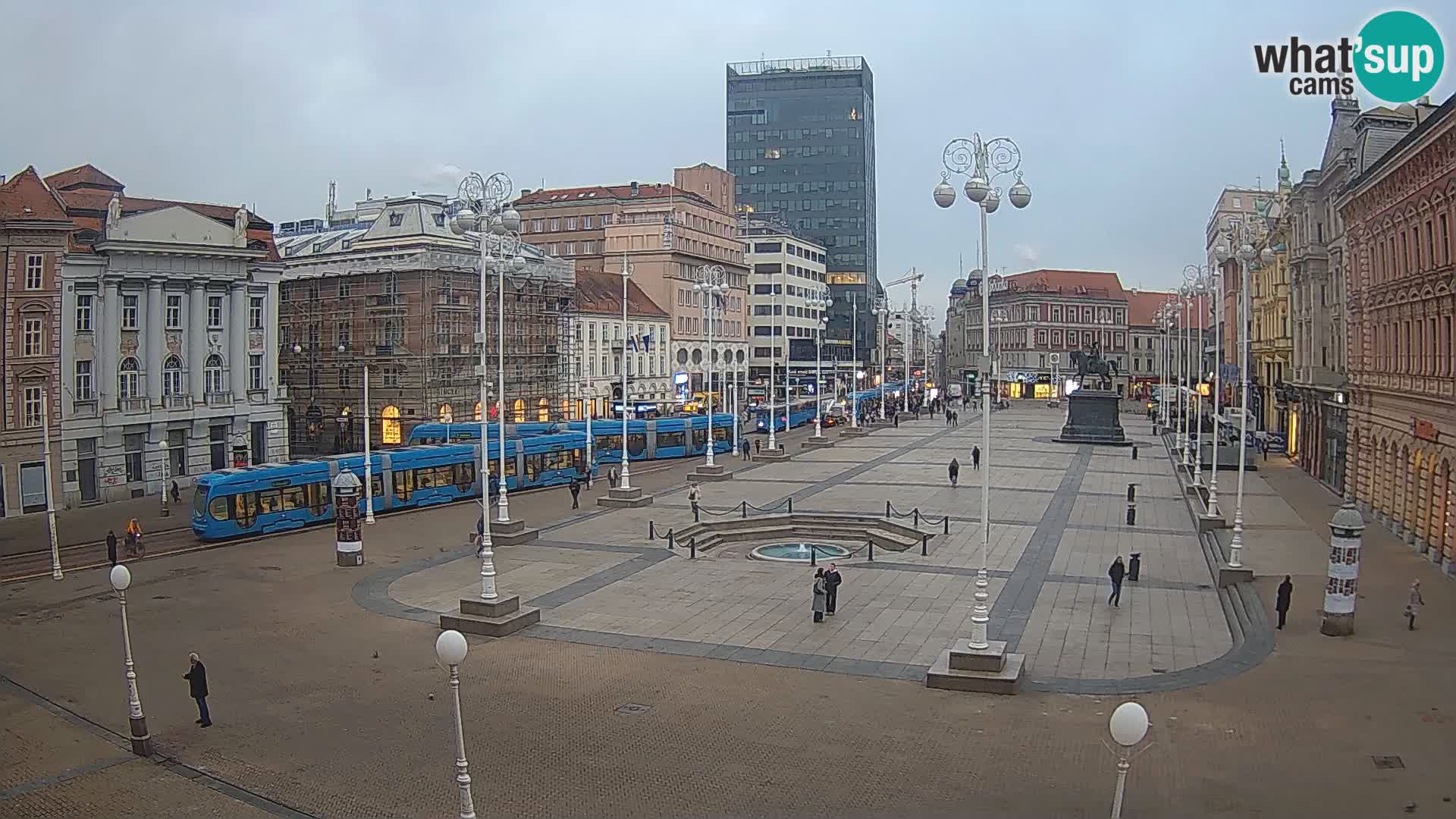 Zagreb Live Webcam – Bana Jelačić square