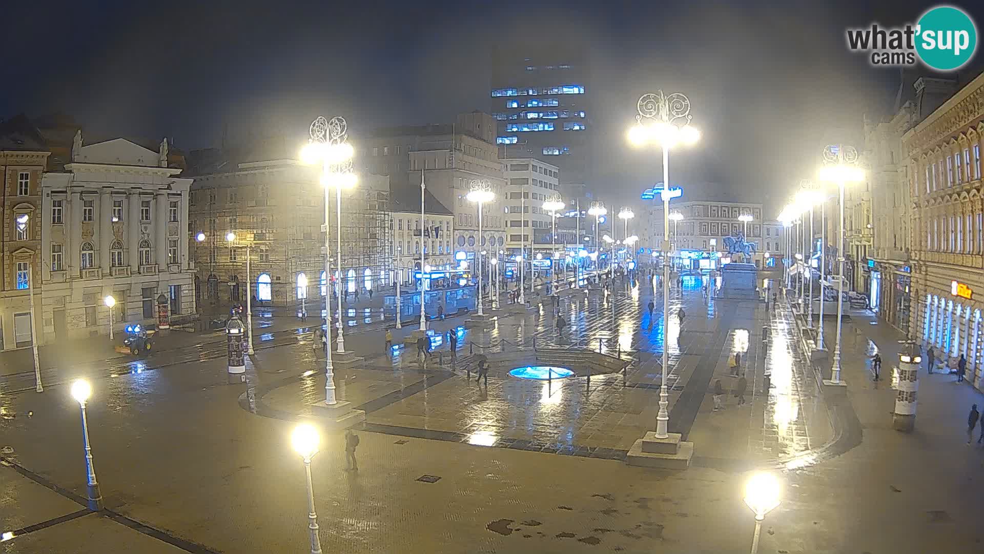 Zagreb Live Webcam – Bana Jelačić square