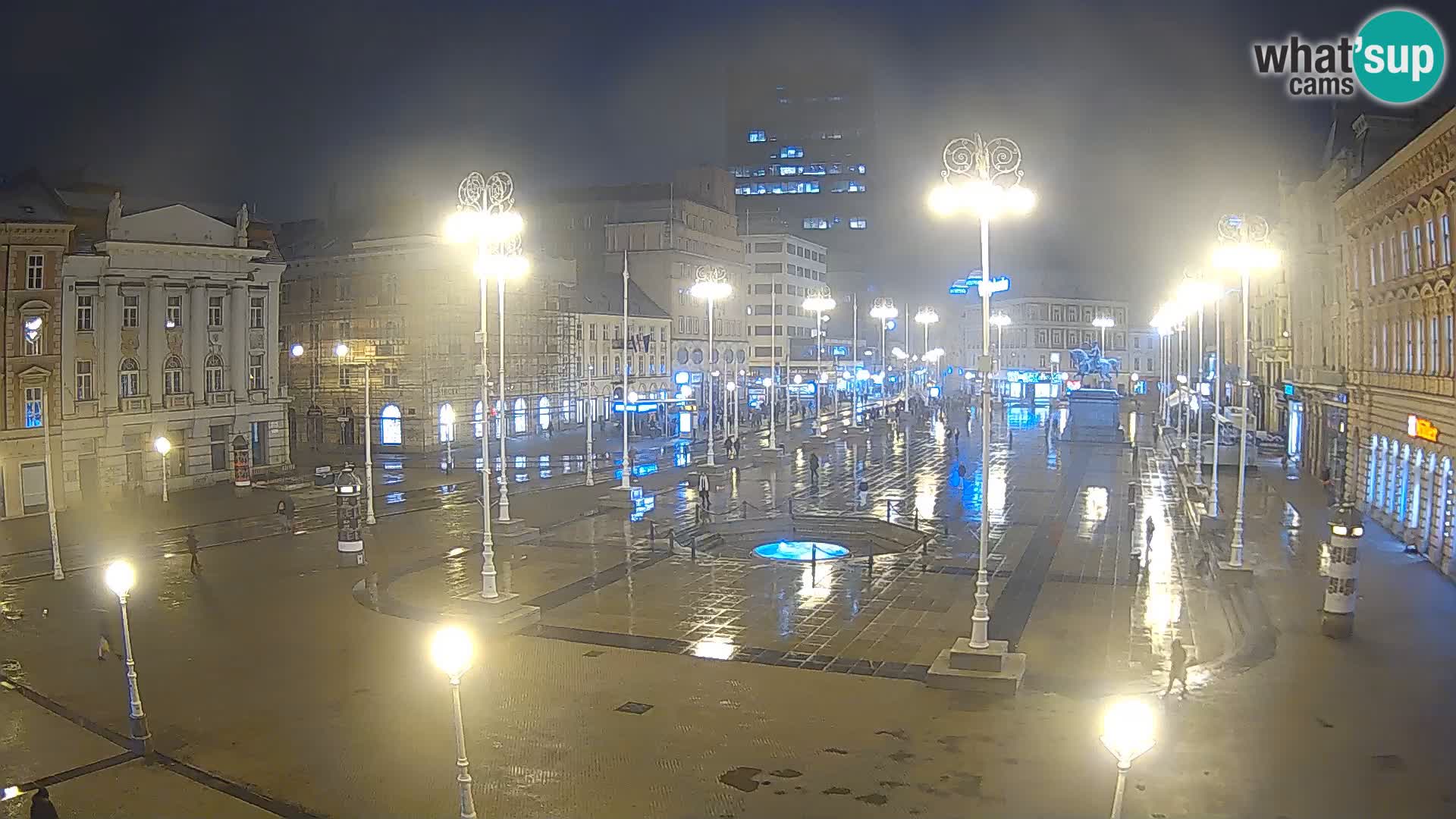 Zagreb Live Webcam – Bana Jelačić square