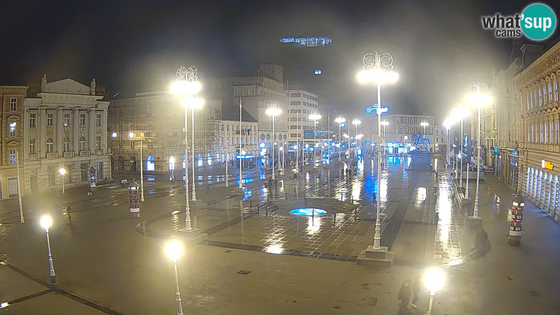 Zagreb Live Webcam – Bana Jelačić square