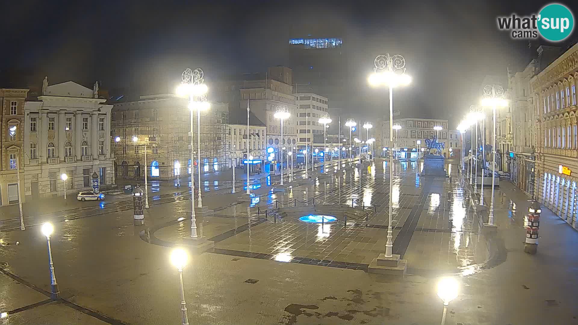 Zagreb Live Webcam – Bana Jelačić square