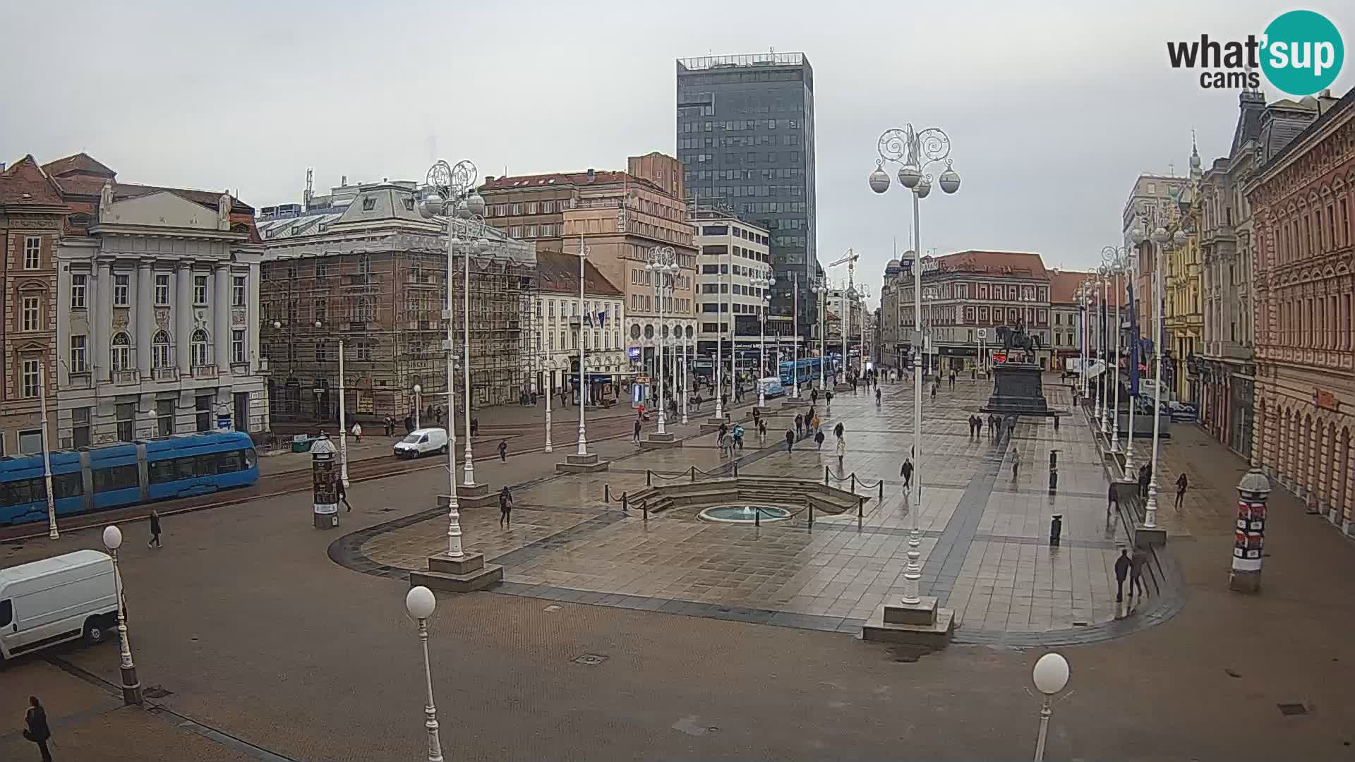 Zagreb Live Webcam – Bana Jelačić square