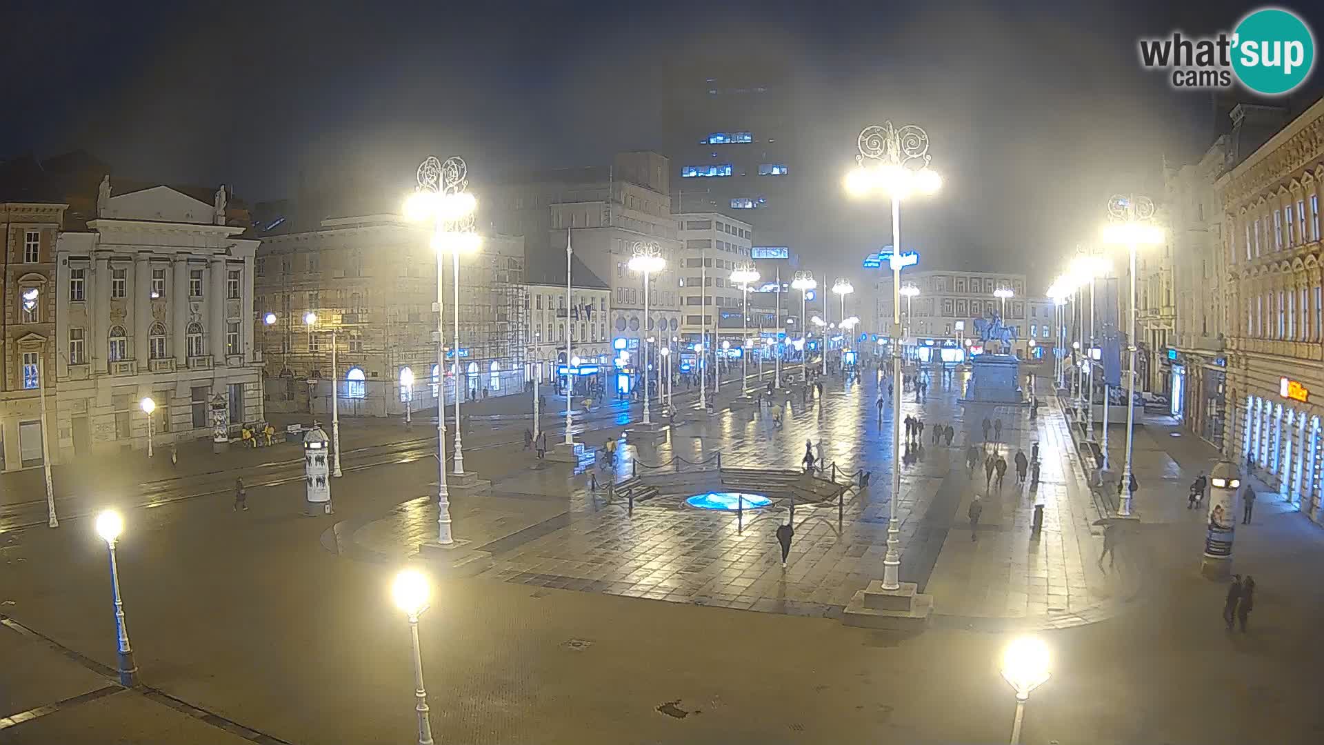 Zagreb Live Webcam – Bana Jelačić square