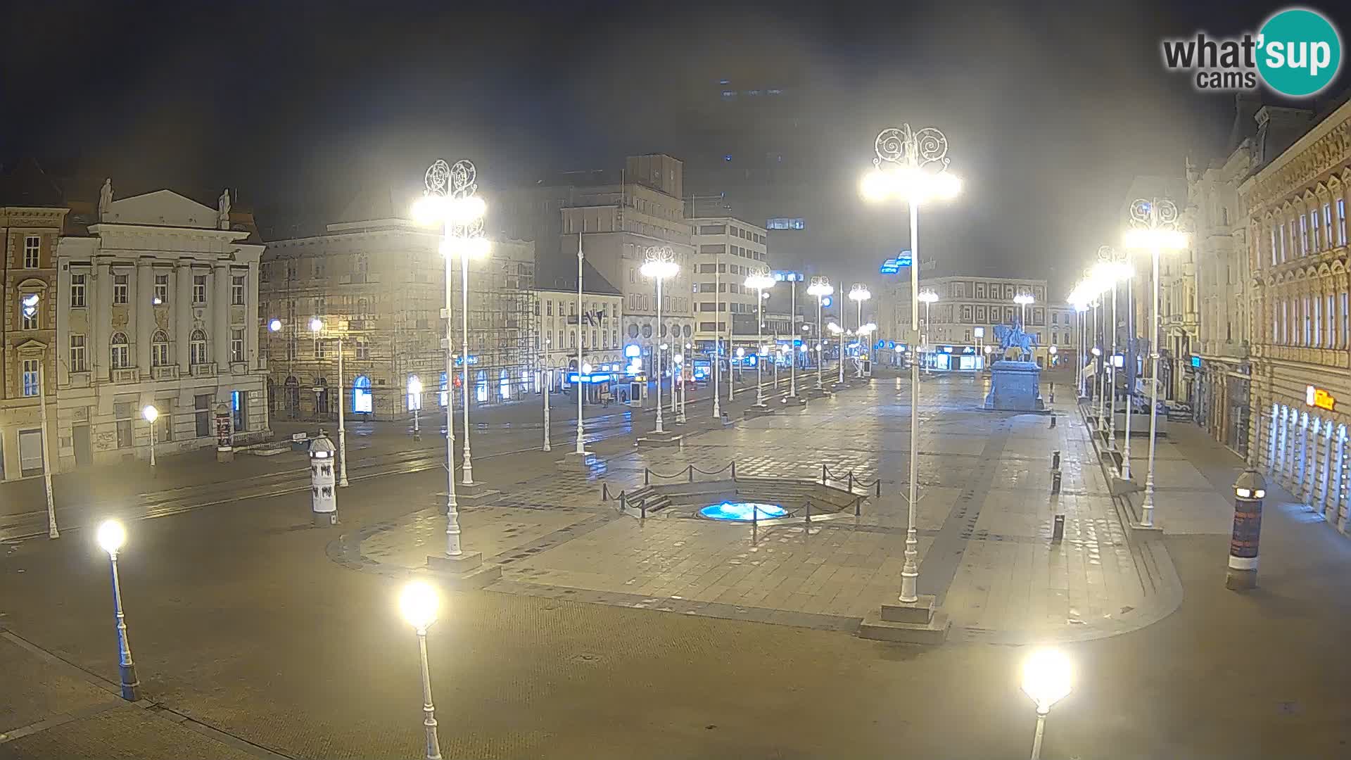 Zagreb Live Webcam – Bana Jelačić square