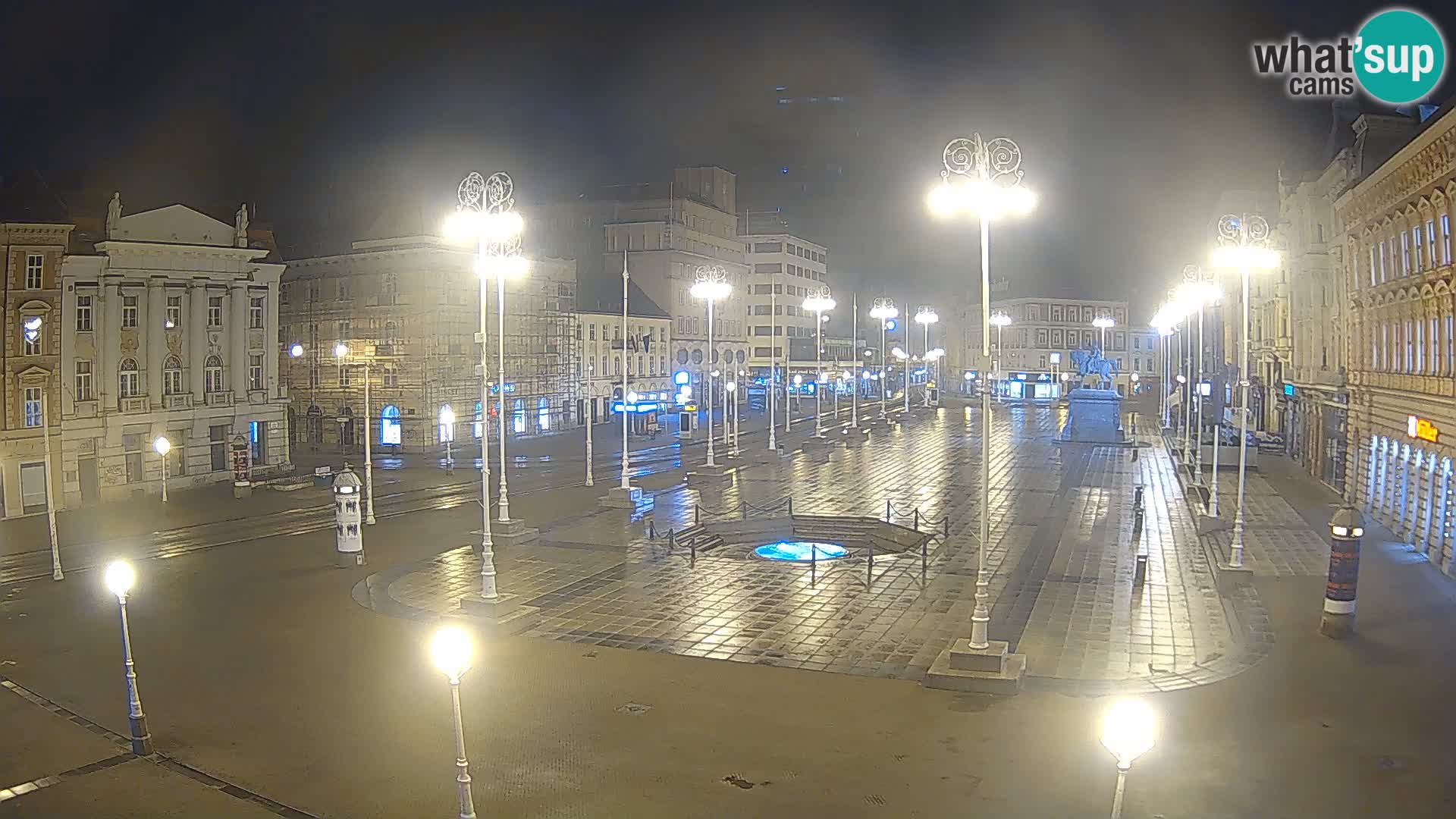 Zagreb Live Webcam – Bana Jelačić square