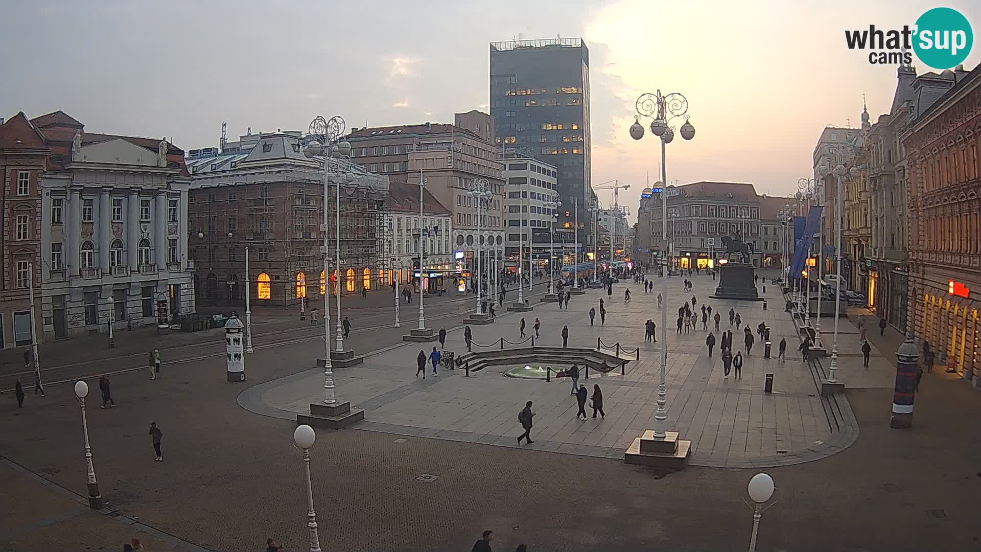 Zagreb camera en vivo plaza Bana Jelačić