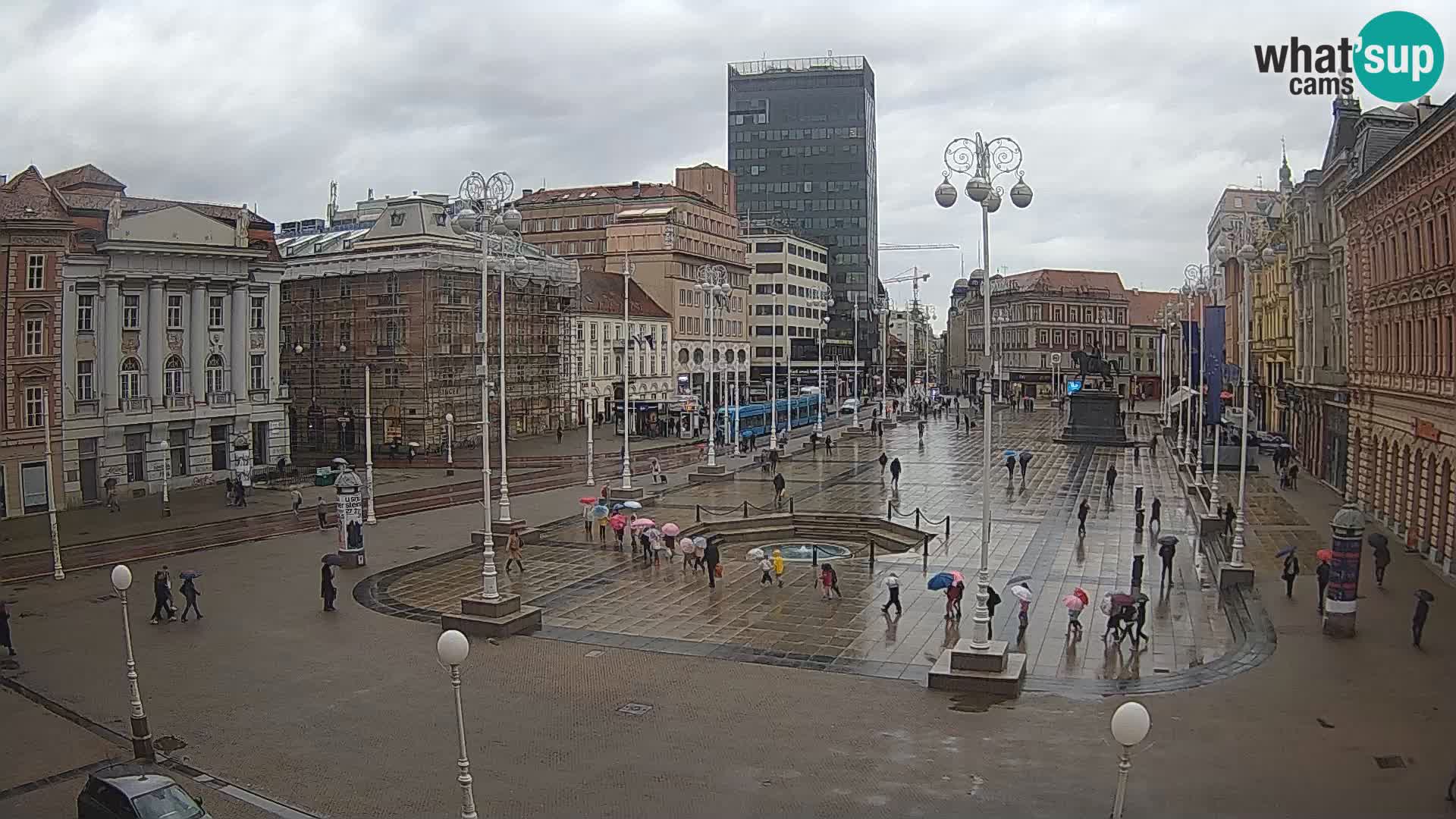 Zagreb Live Webcam – Bana Jelačić square