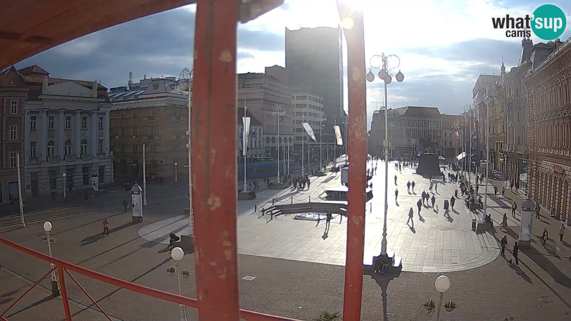 Zagreb web kamera trg Bana Jelačića