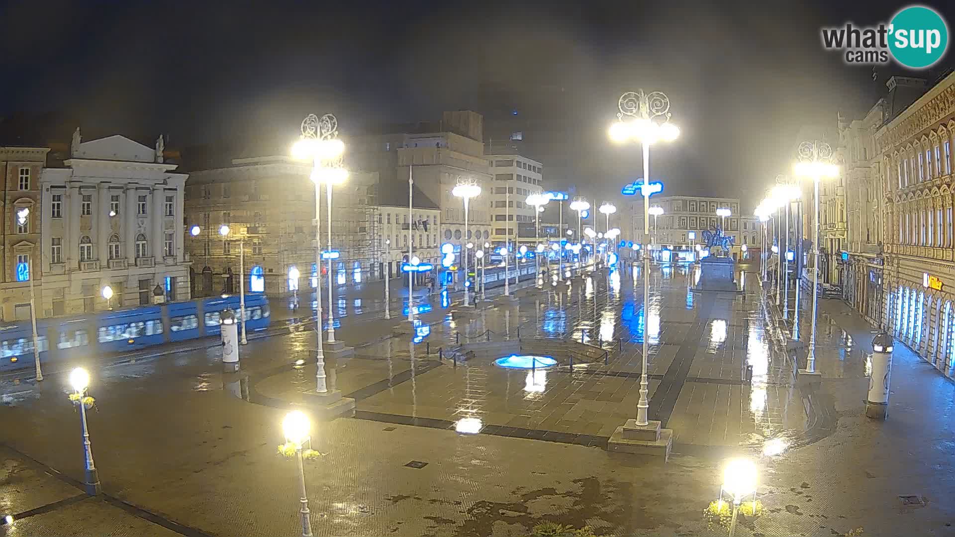 Zagreb spletna kamera trg Bana Jelačića
