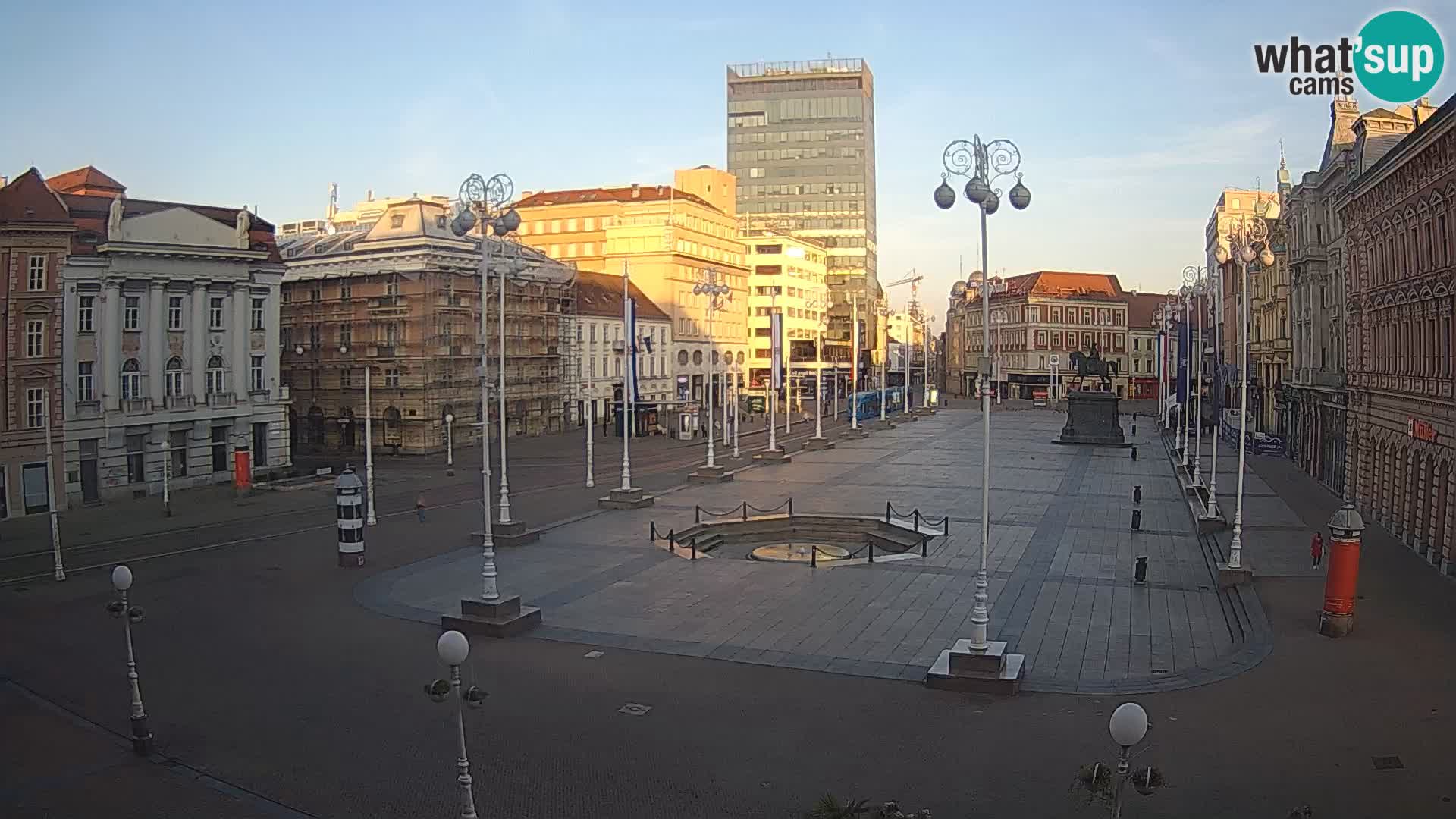 Zagreb web kamera trg Bana Jelačića