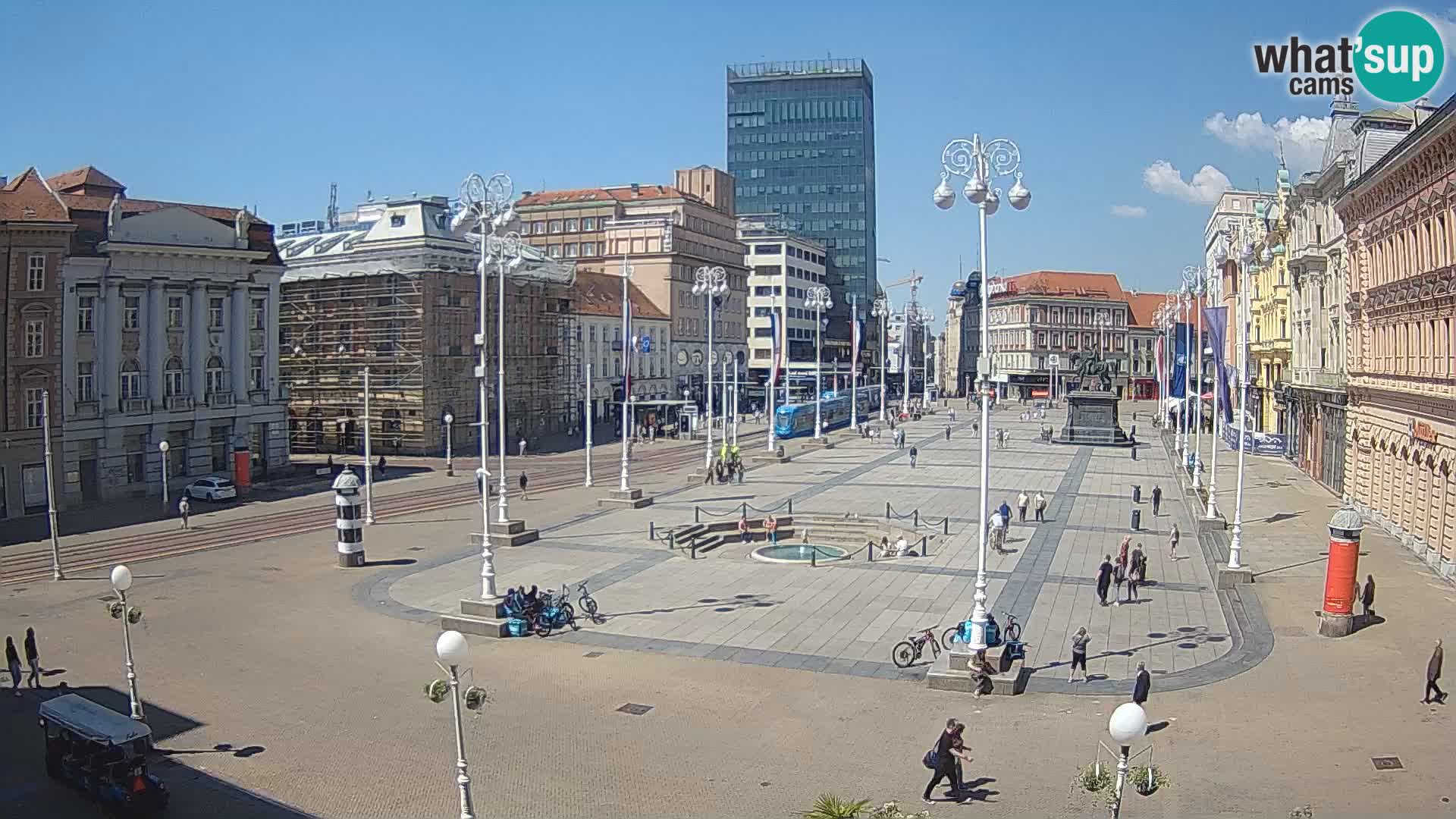Zagreb Live Webcam – Bana Jelačić square