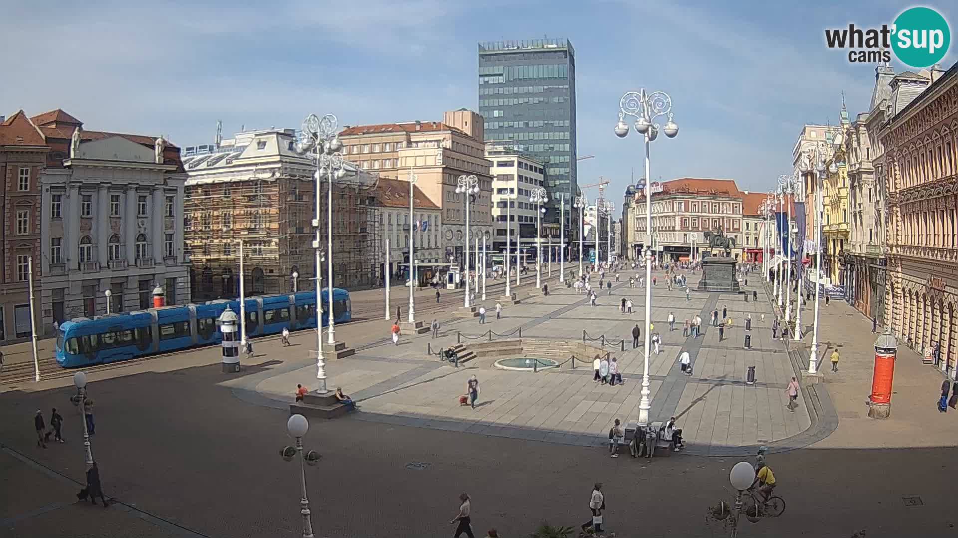 Zagreb Live Webcam – Bana Jelačić square
