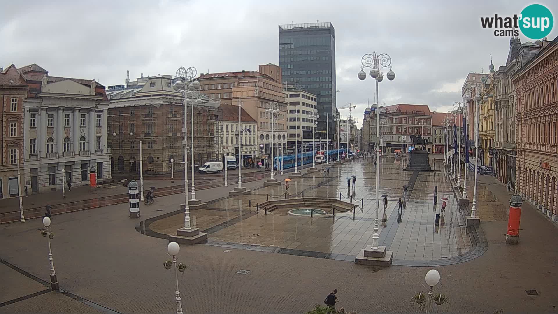 Zagreb Live Webcam – Bana Jelačić square