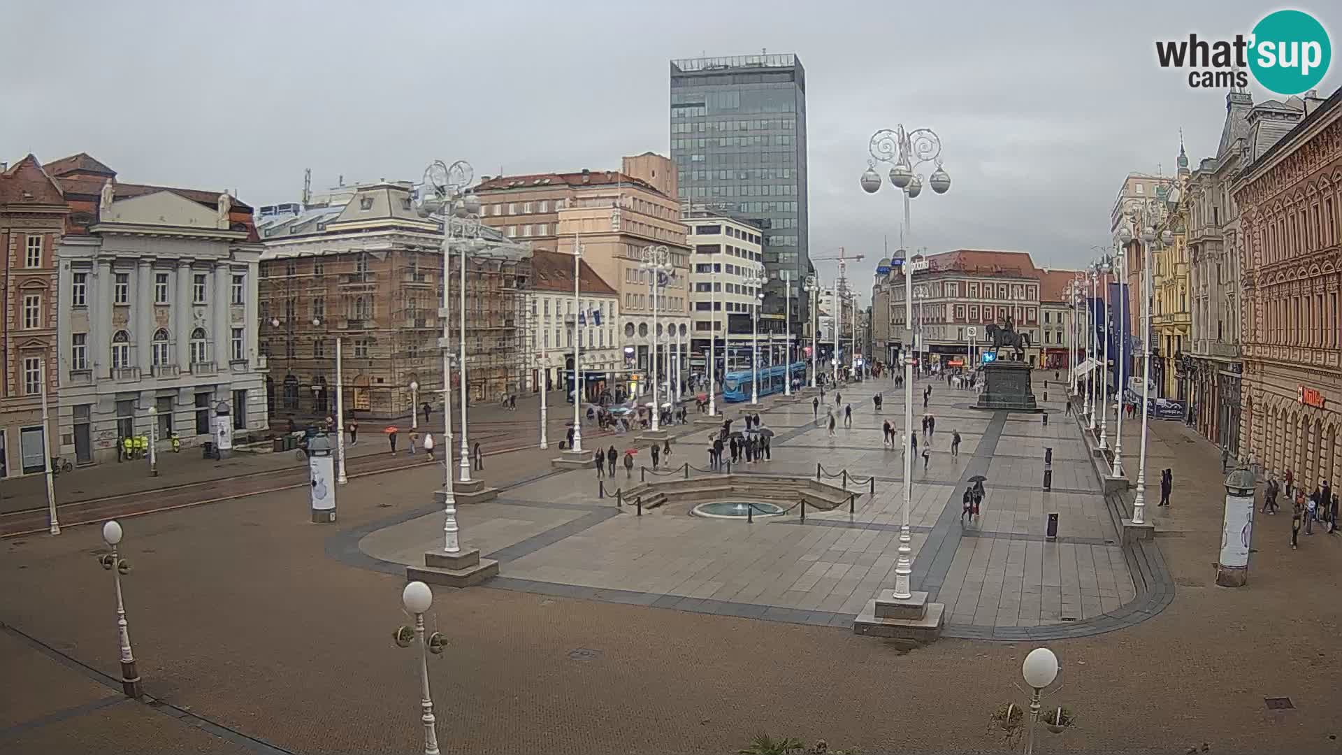 Zagreb Live Webcam – Bana Jelačić square