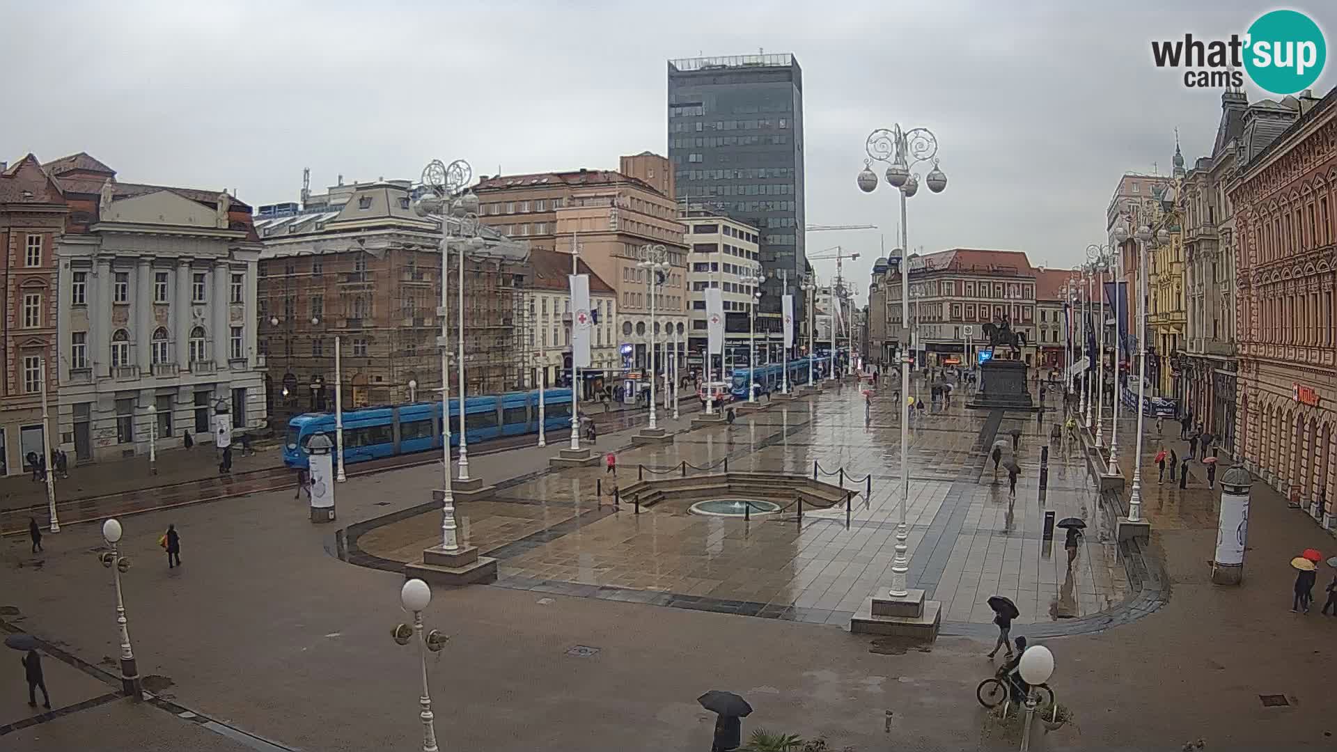 Zagreb Live Webcam – Bana Jelačić square