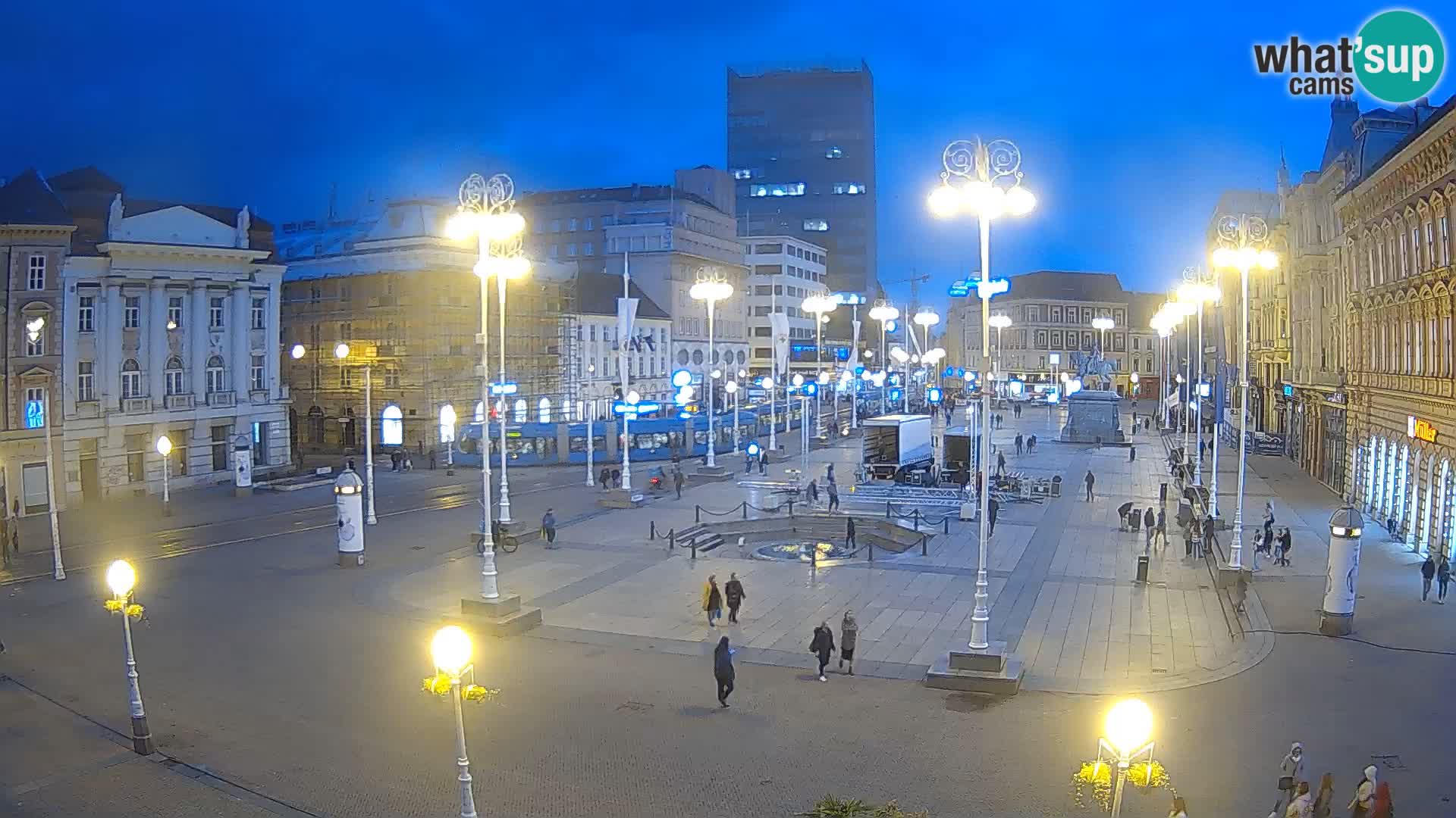 Zagreb Live Webcam – Bana Jelačić square