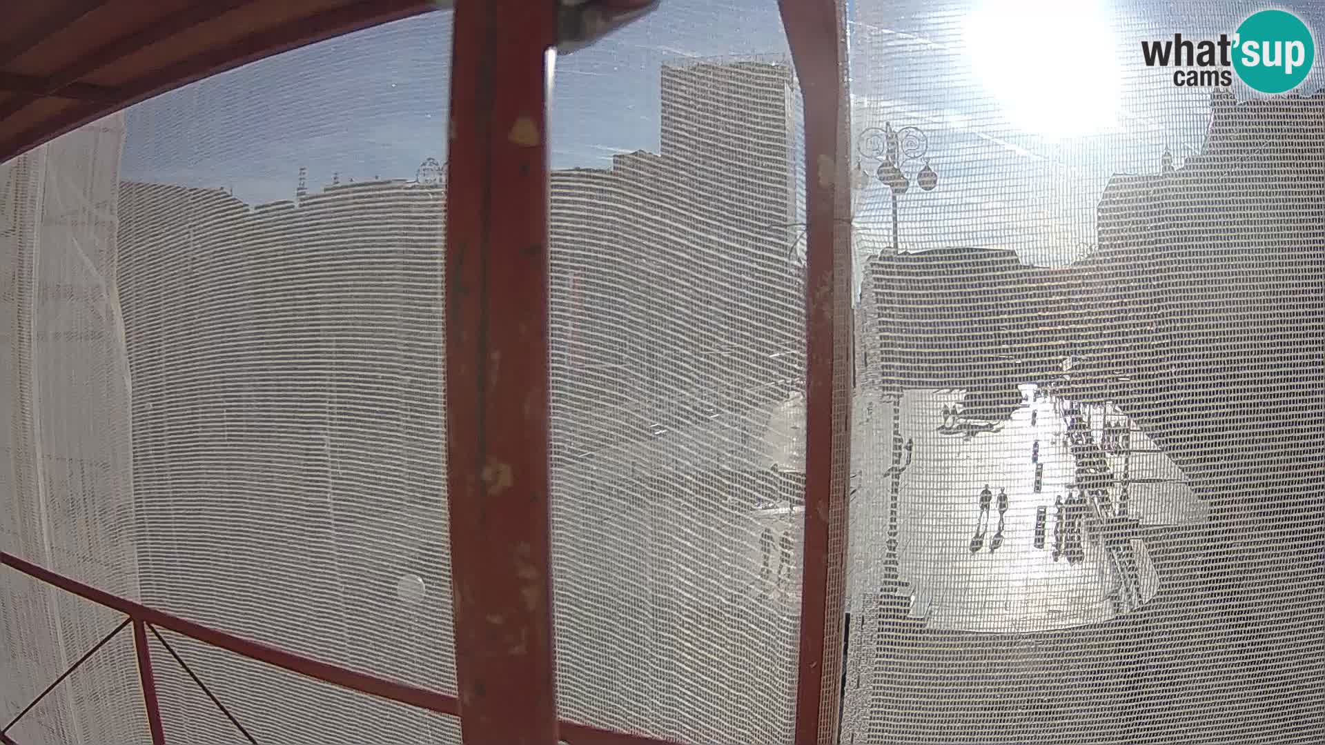 Zagreb Livecam – Bana Jelačić square